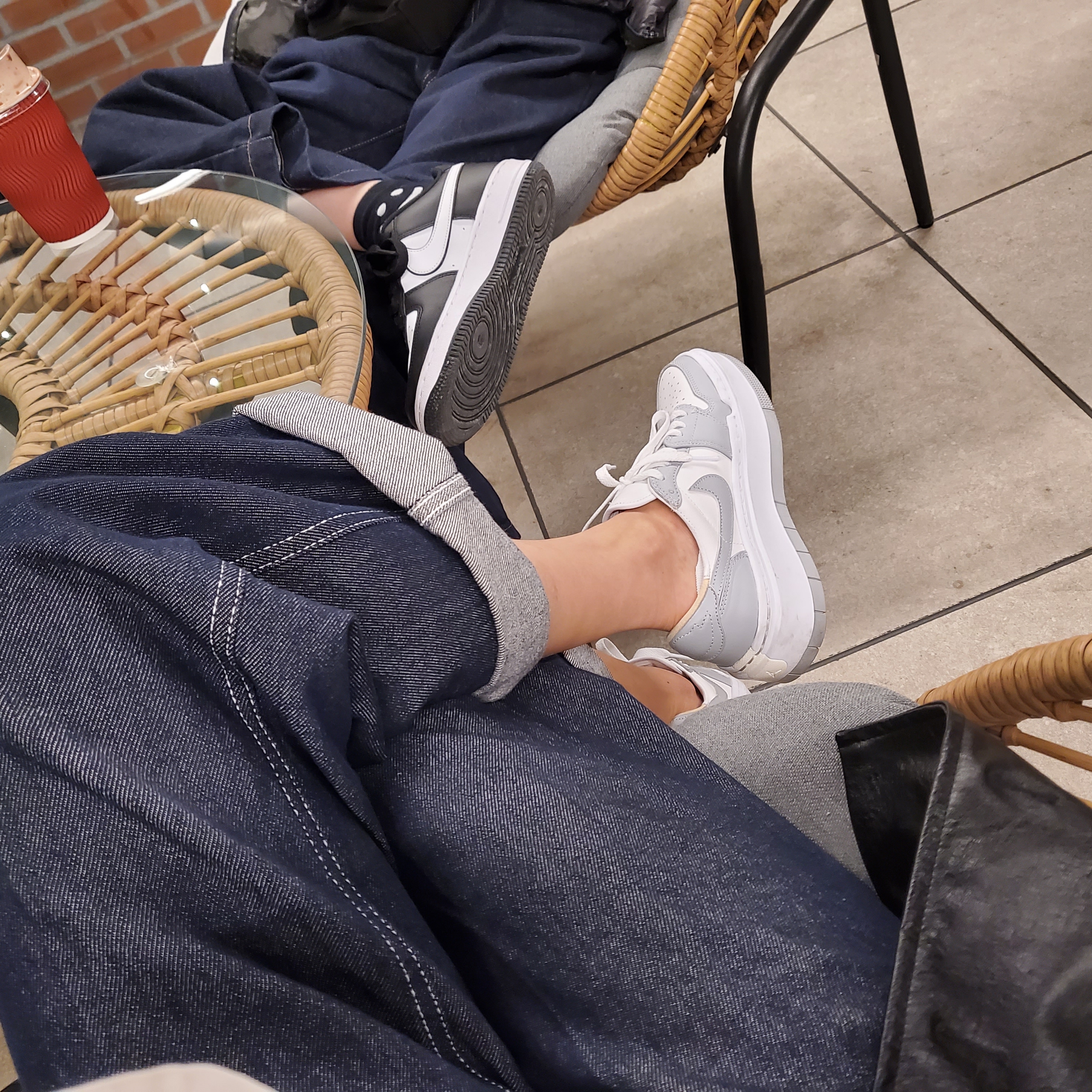 (W) Jordan 1 Elevate Low White and Wolf Grey 착용 스타일
