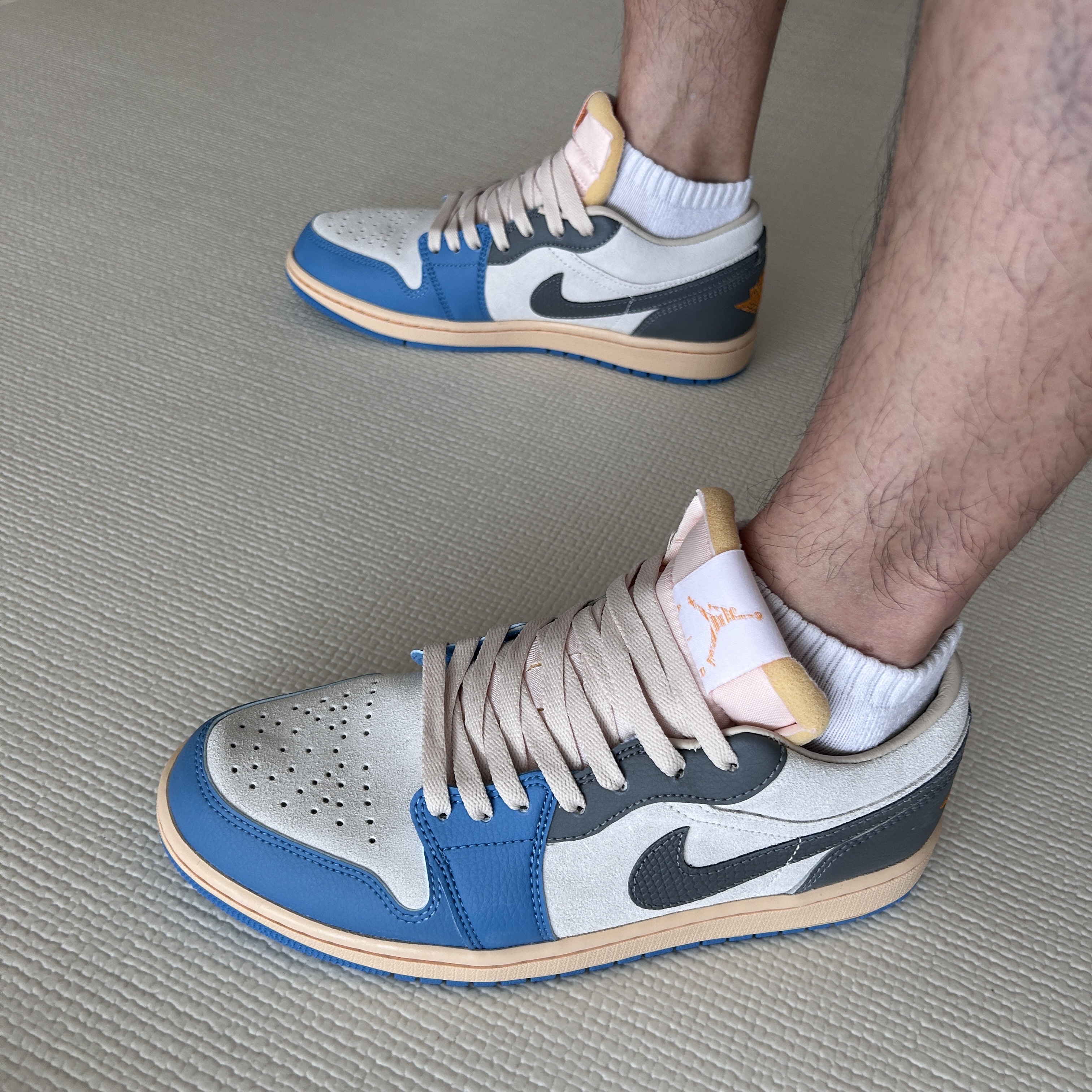 Jordan 1 Low SE Tokyo 96 착용 스타일 - 1