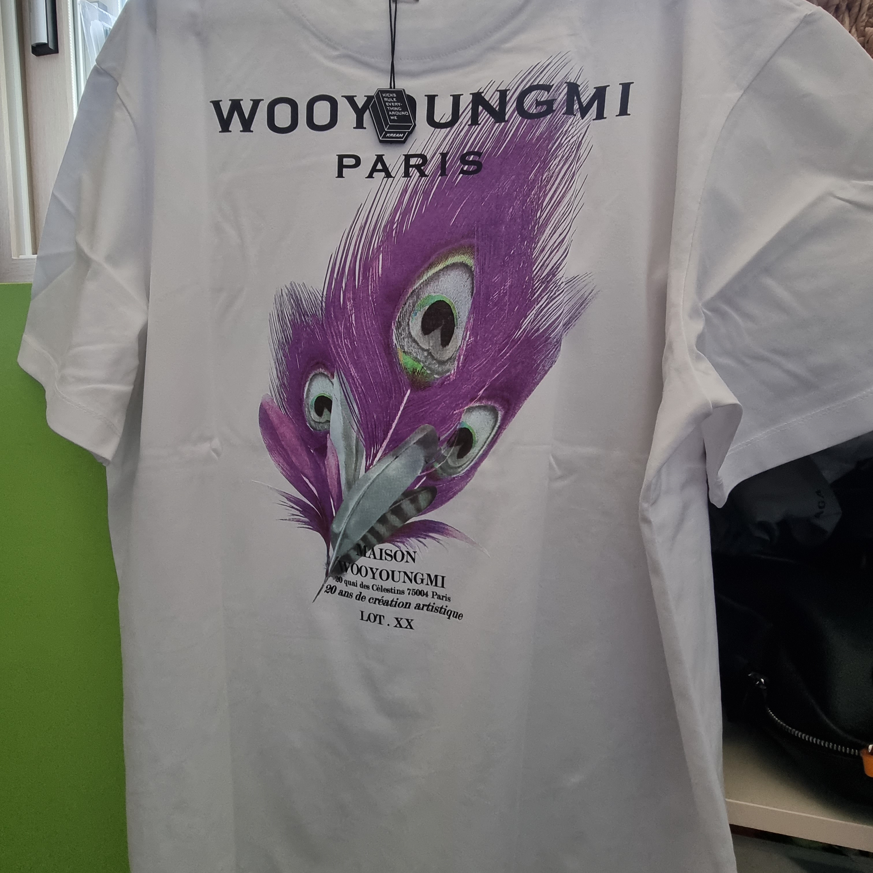 Wooyoungmi Feather Back Logo T-Shirt White - 23SS 착용 스타일