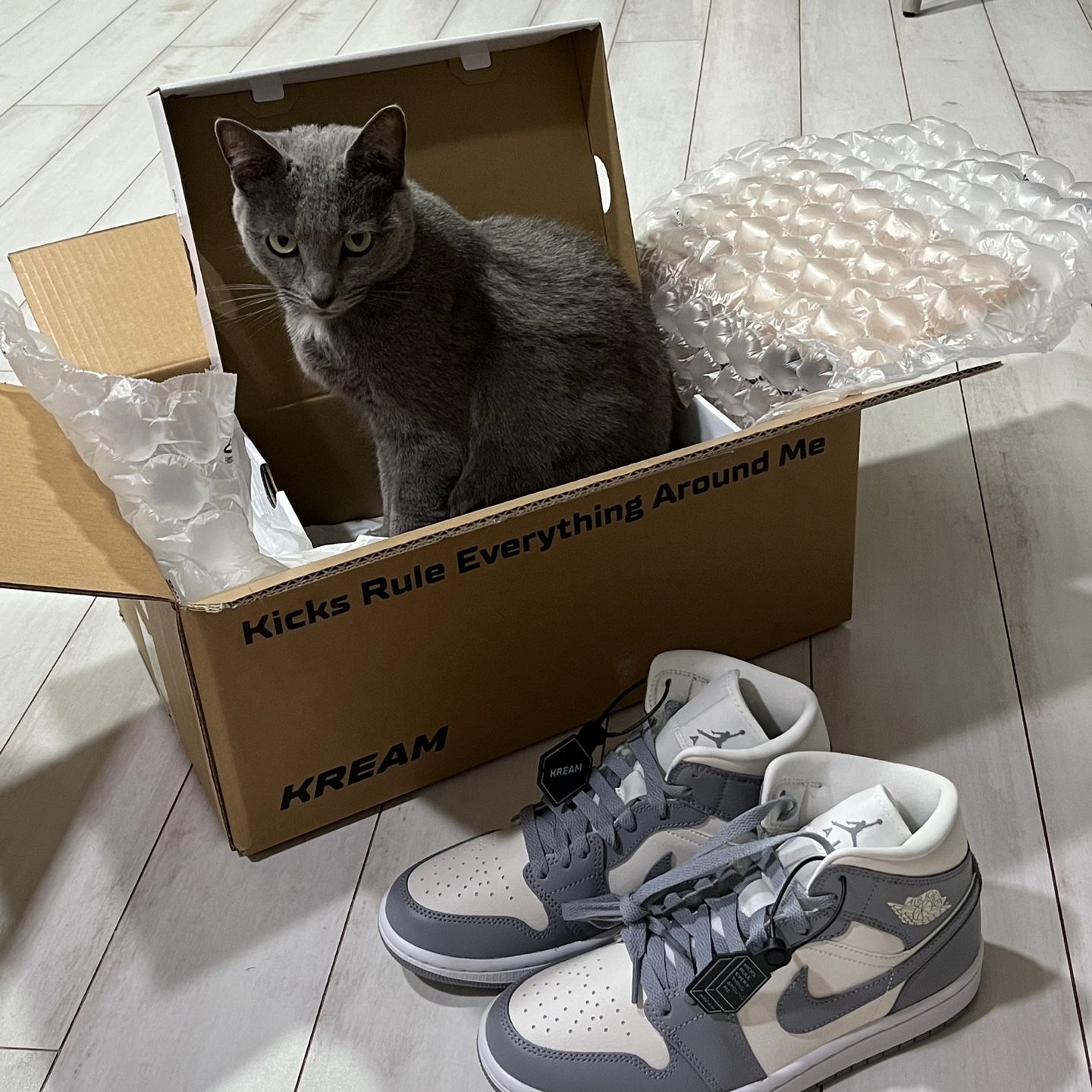 (W) Jordan 1 Mid Sail Stealth 착용 스타일