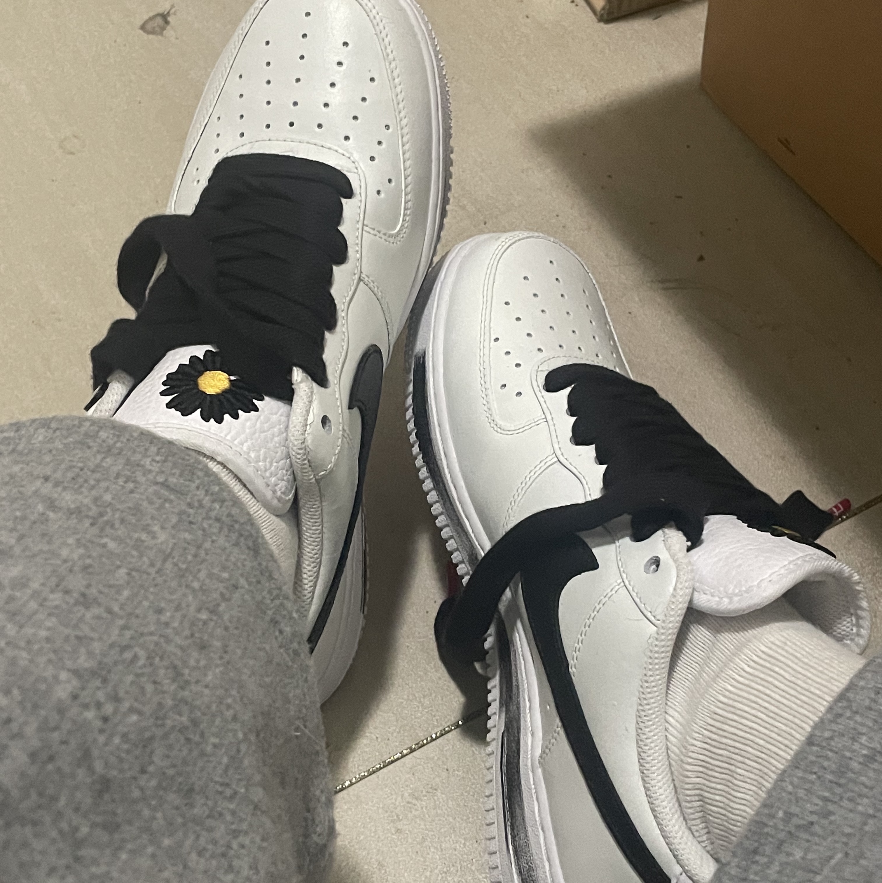 Nike x Peaceminusone Air Force 1 Low Para-Noise 2.0 착용 스타일