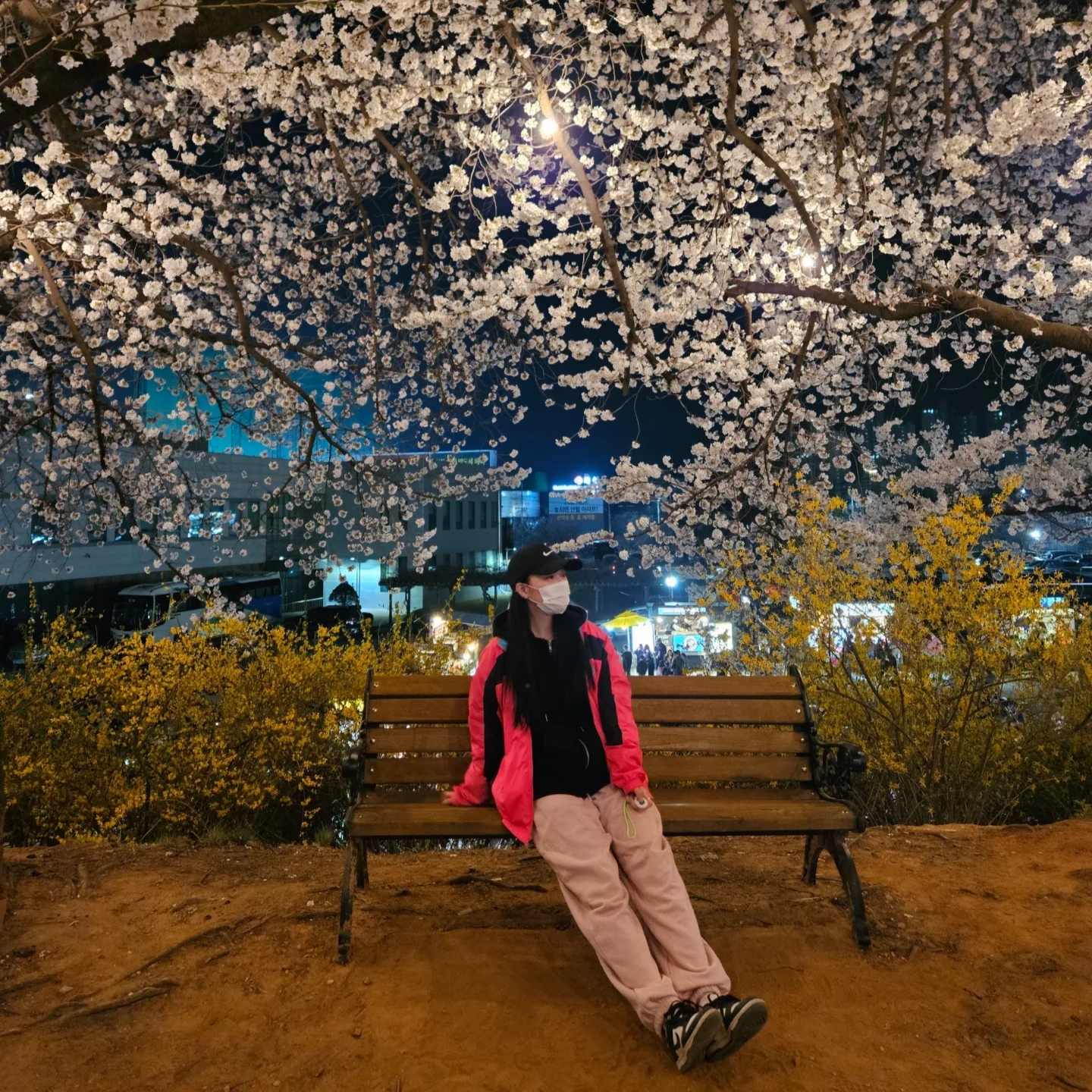 Nike x Atmos NRG Vintage PTHWK Track Jacket Hyper Pink 착용 스타일