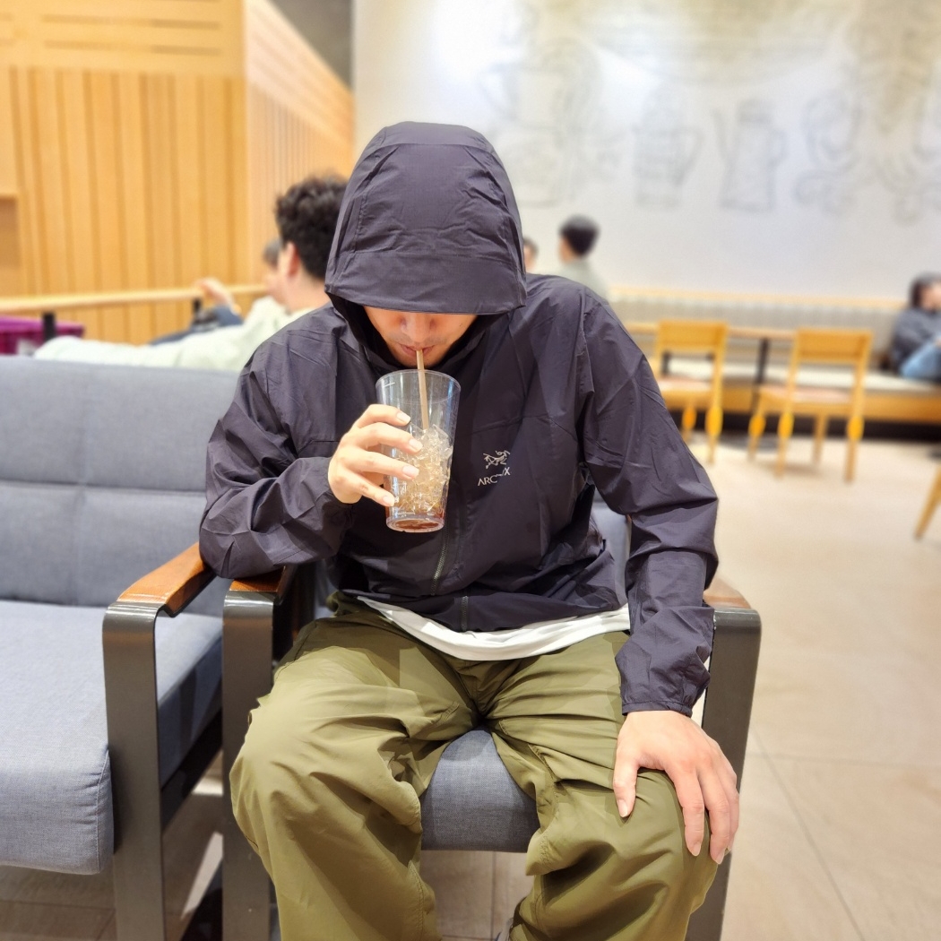 Arc'teryx Squamish Hoody Black 착용 스타일