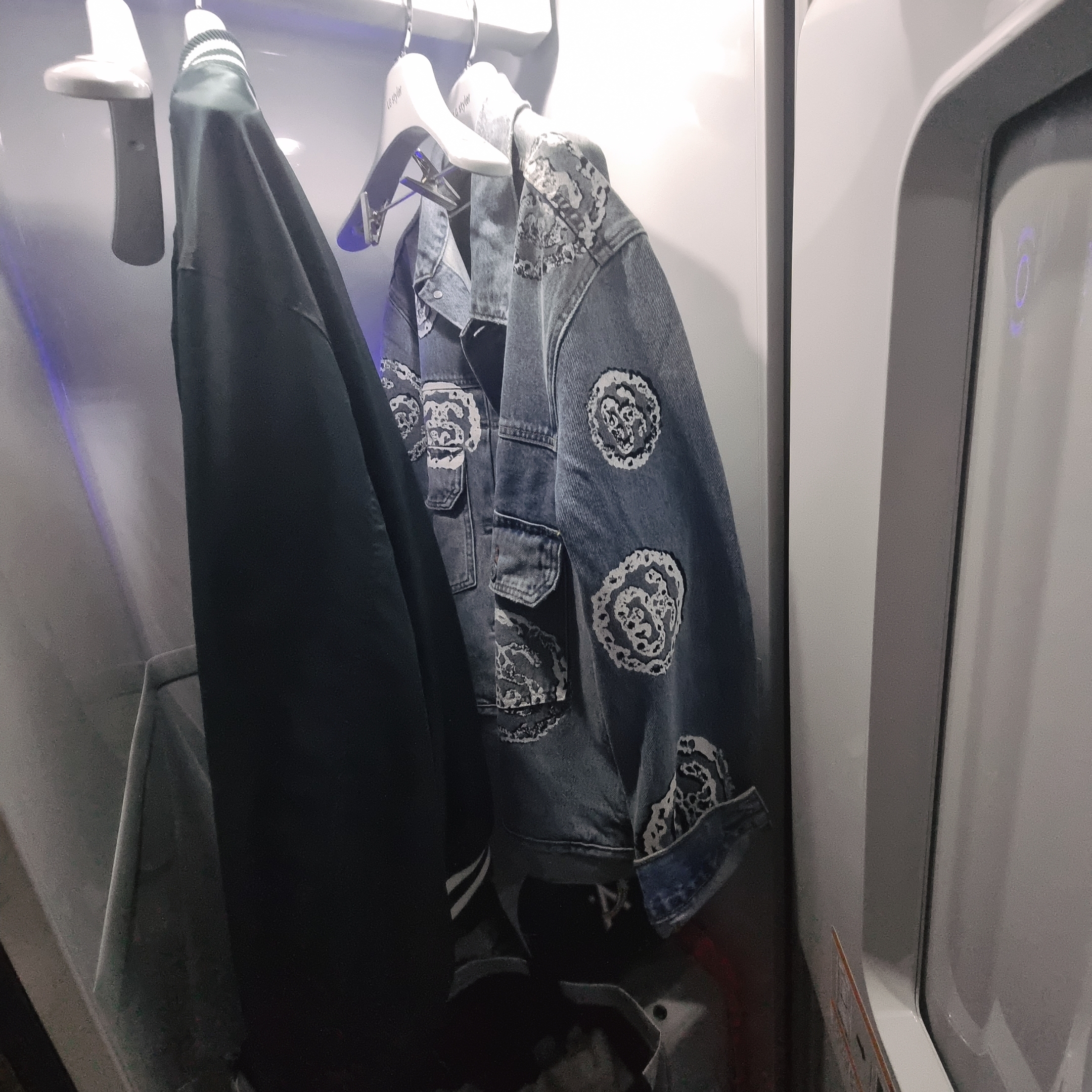 Stussy x Denim Tears Type 2 Jacket Light Indigo 착용 스타일