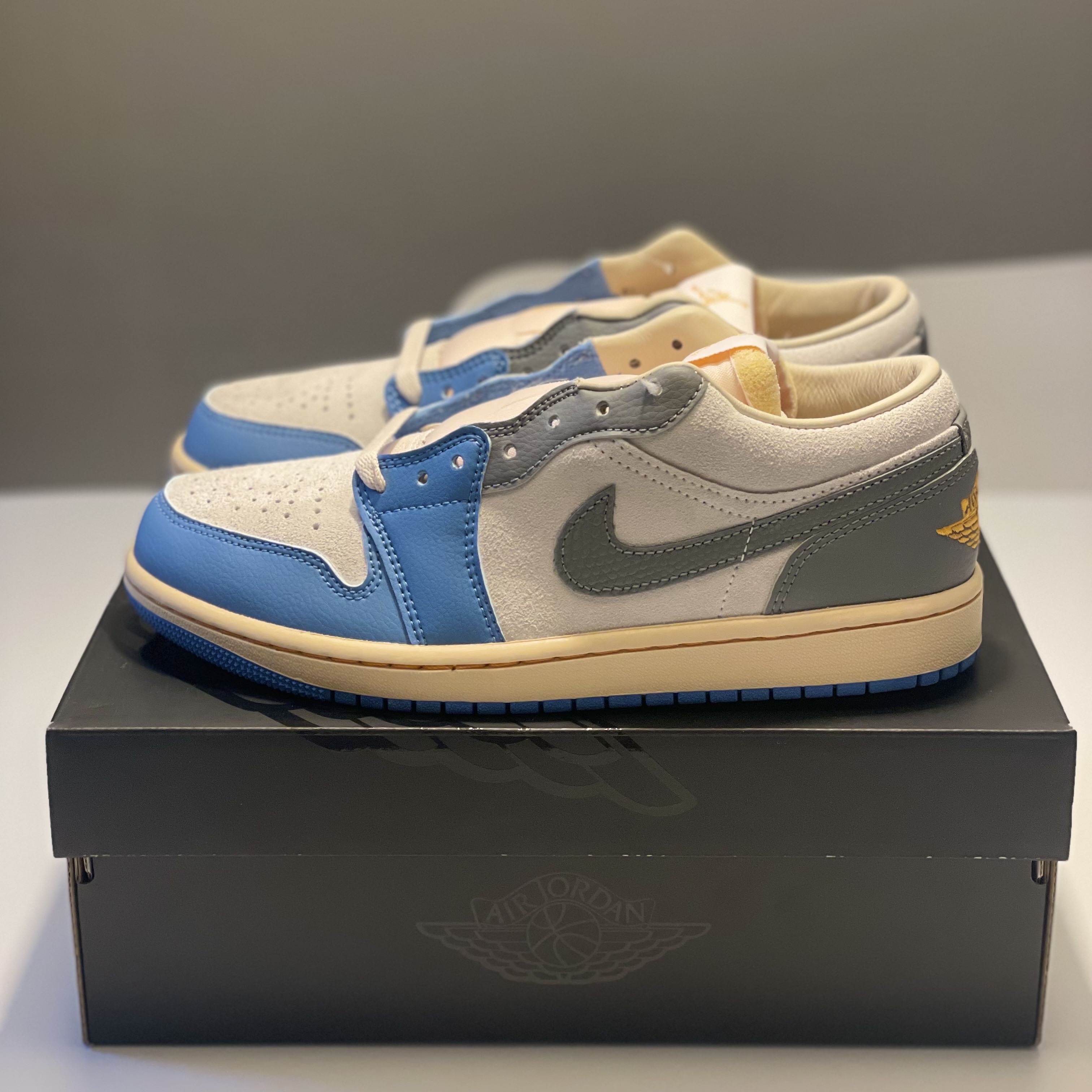 Jordan 1 Low SE Tokyo 96 착용 스타일 - 3