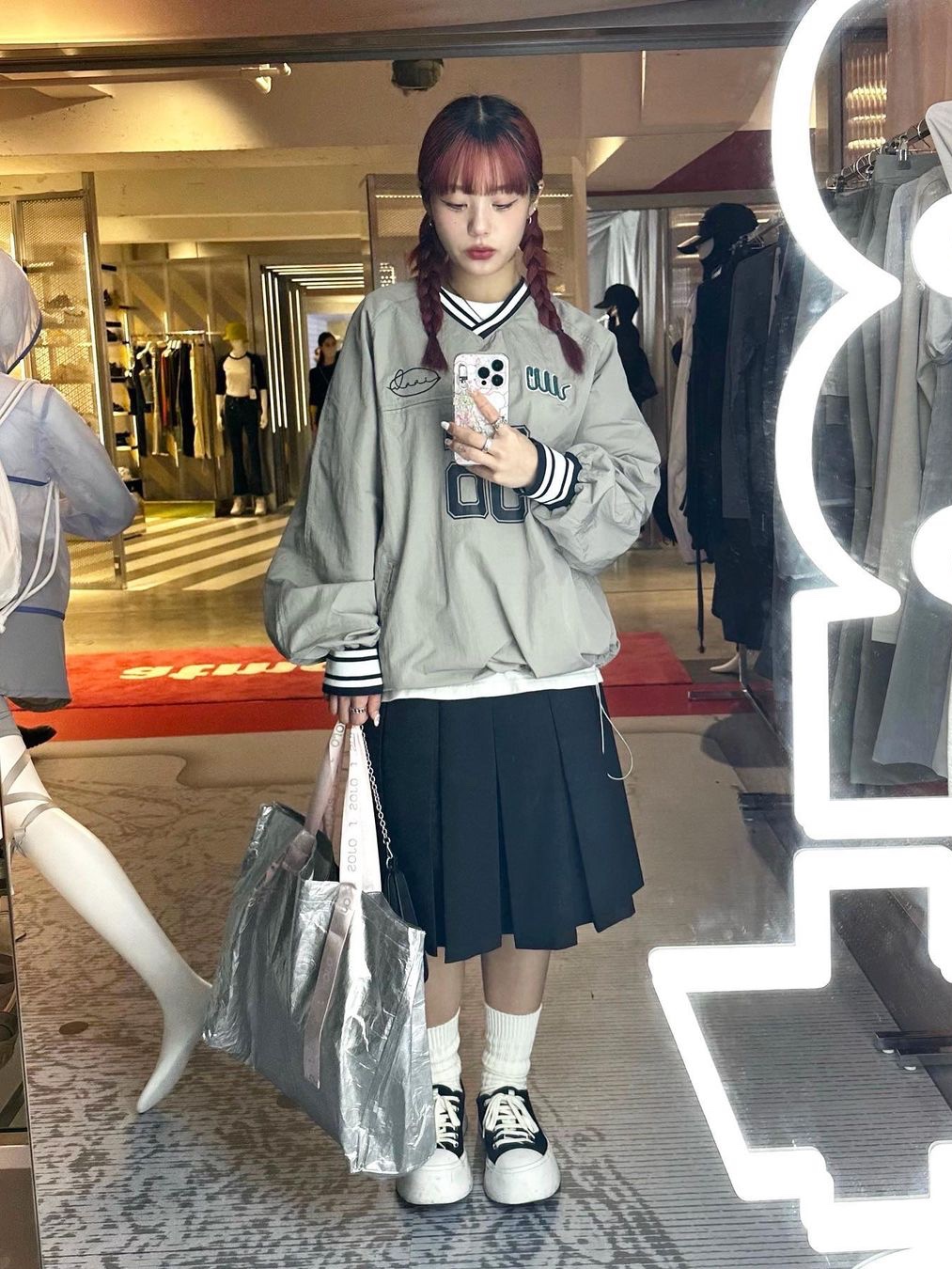 Nieeh 1996 Oversize Fit Gray 착용 스타일