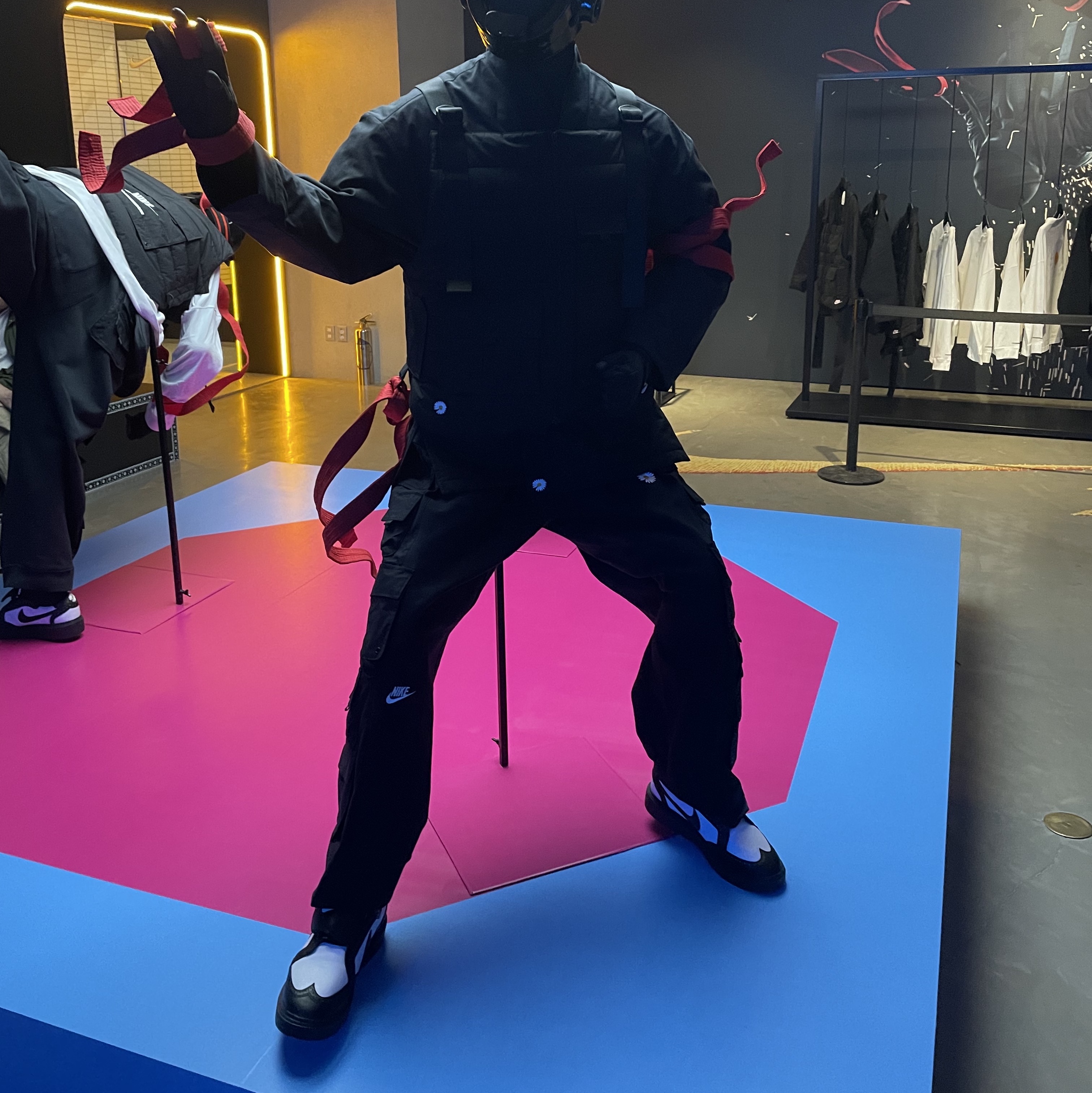 Nike x Peaceminusone Kwondo1 Black and White, Nike x Peaceminusone Wide Pants Black (DR0096-010) 착용 스타일