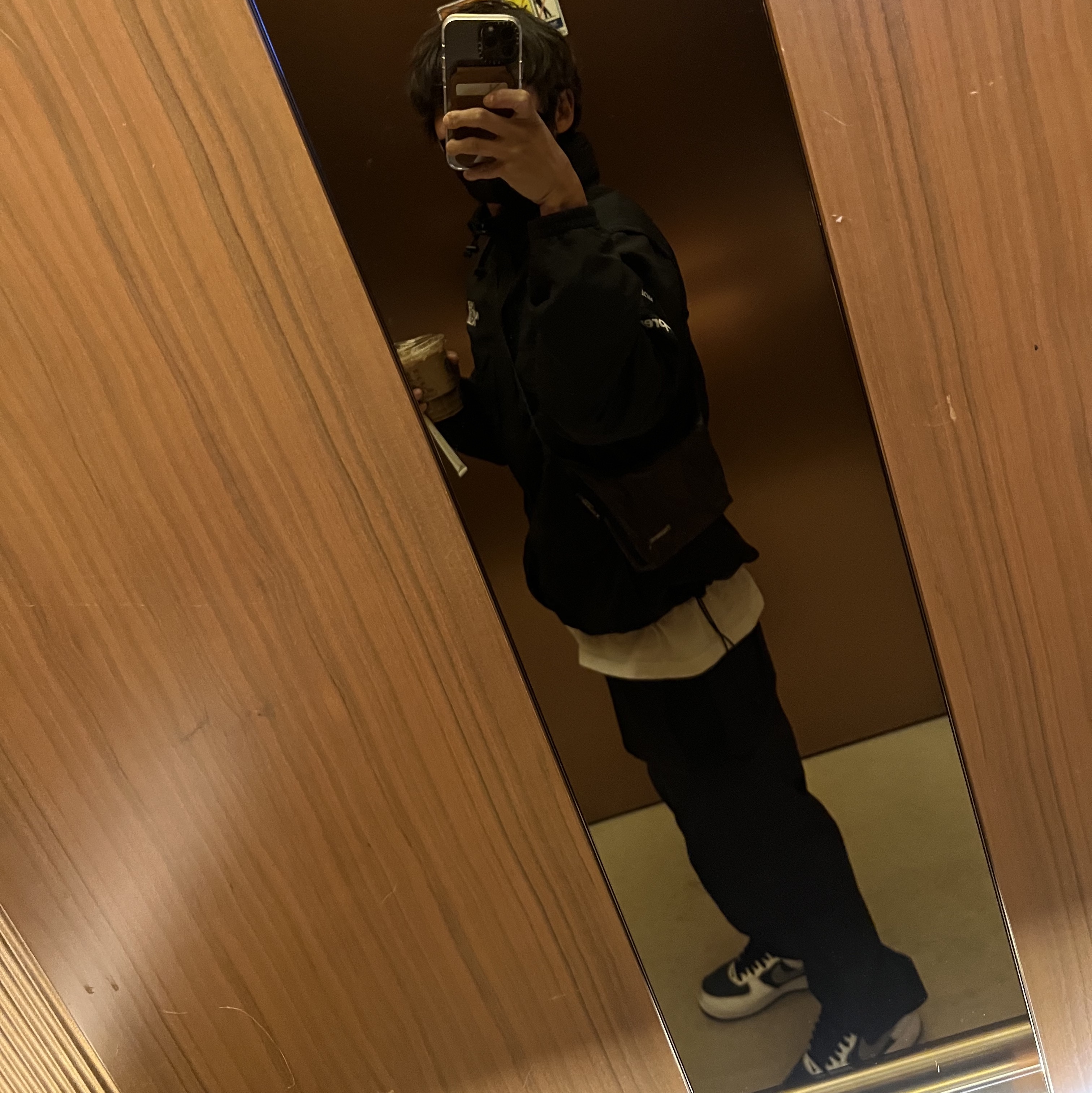 Supreme x The North Face Trekking Convertible Jacket Black - 22SS, Nike Air Force 1 B Silver Snake 착용 스타일