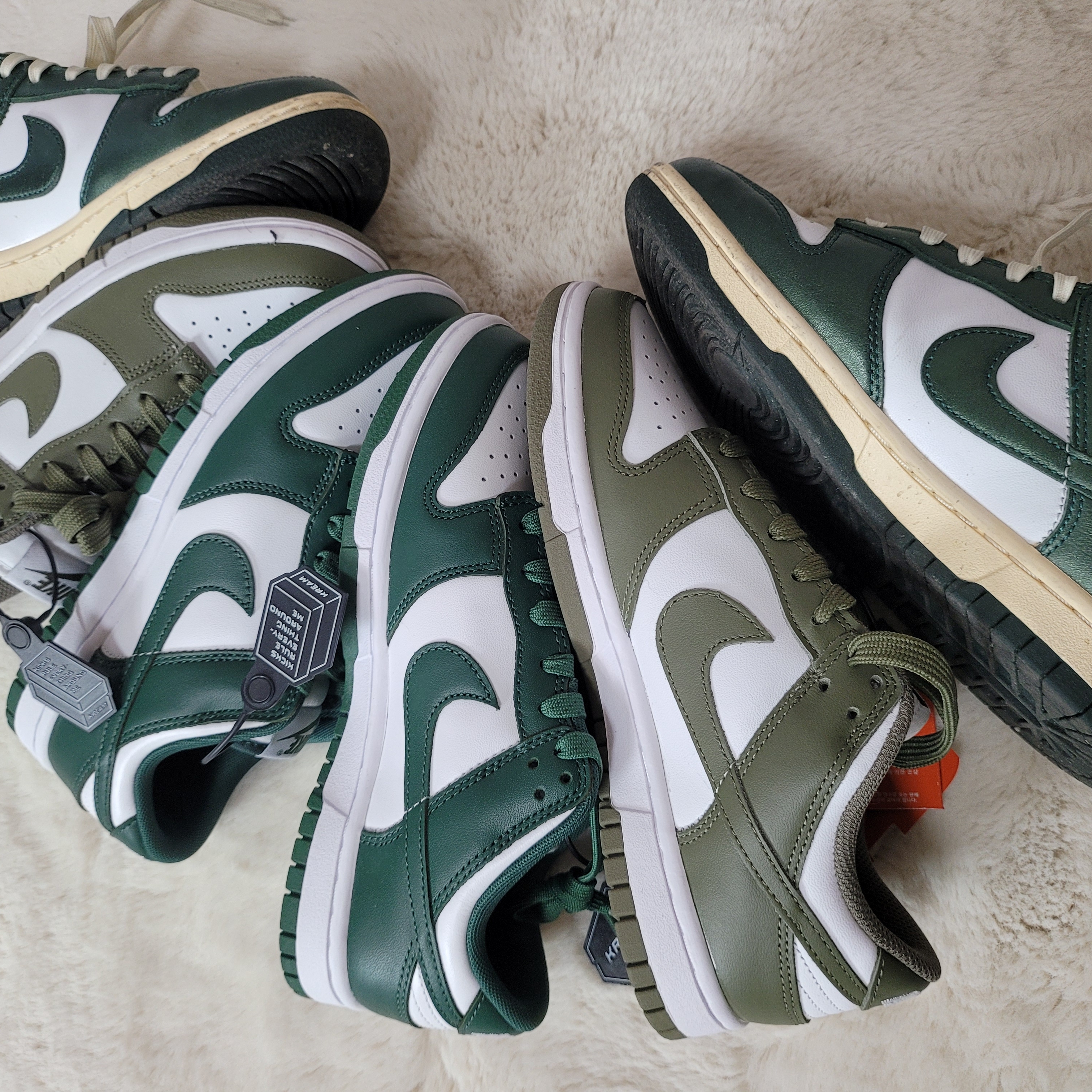 (W) Nike Dunk Low Medium Olive, (W) Nike Dunk Low Vintage Green 착용 스타일 - 1