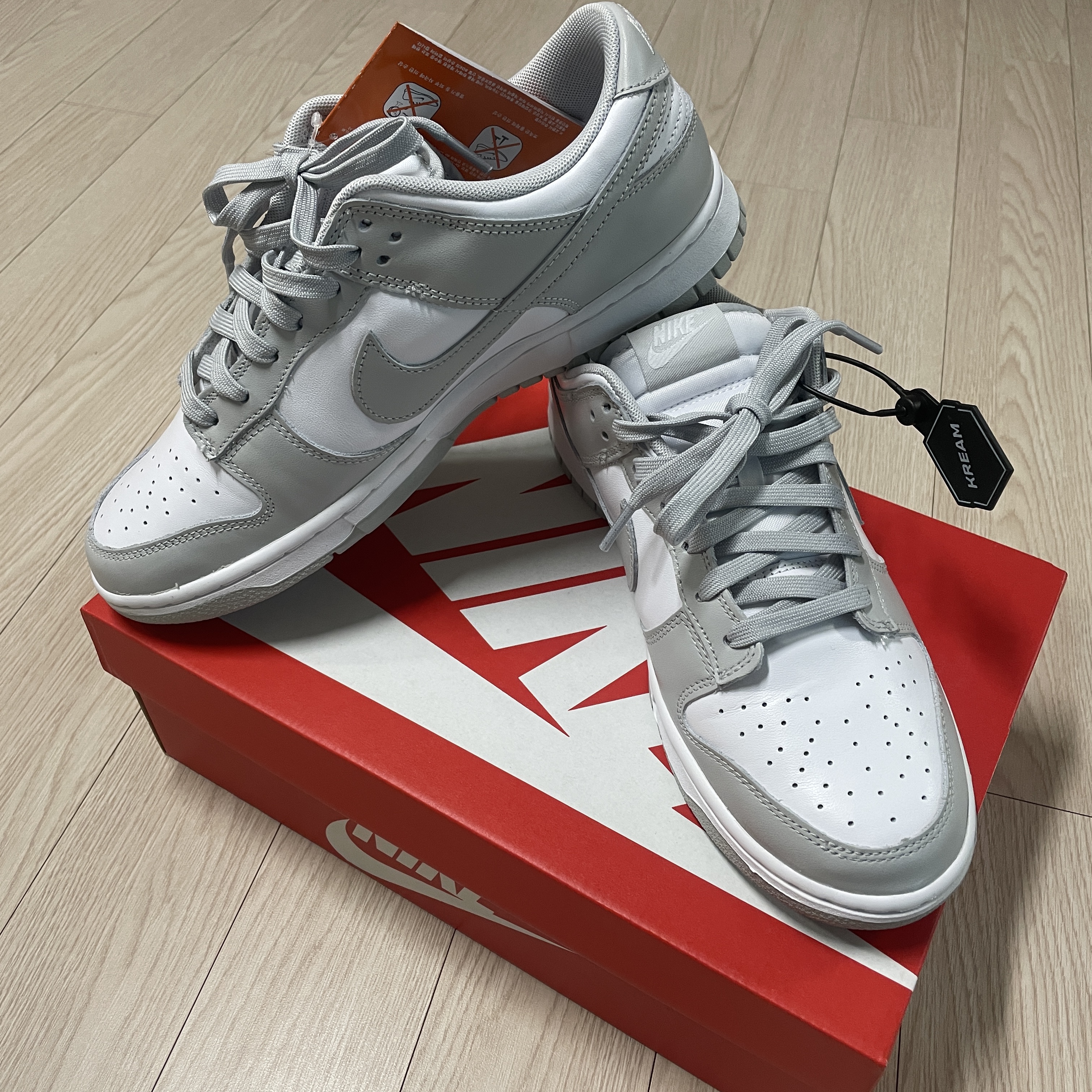 Nike Dunk Low Retro Grey Fog 착용 스타일