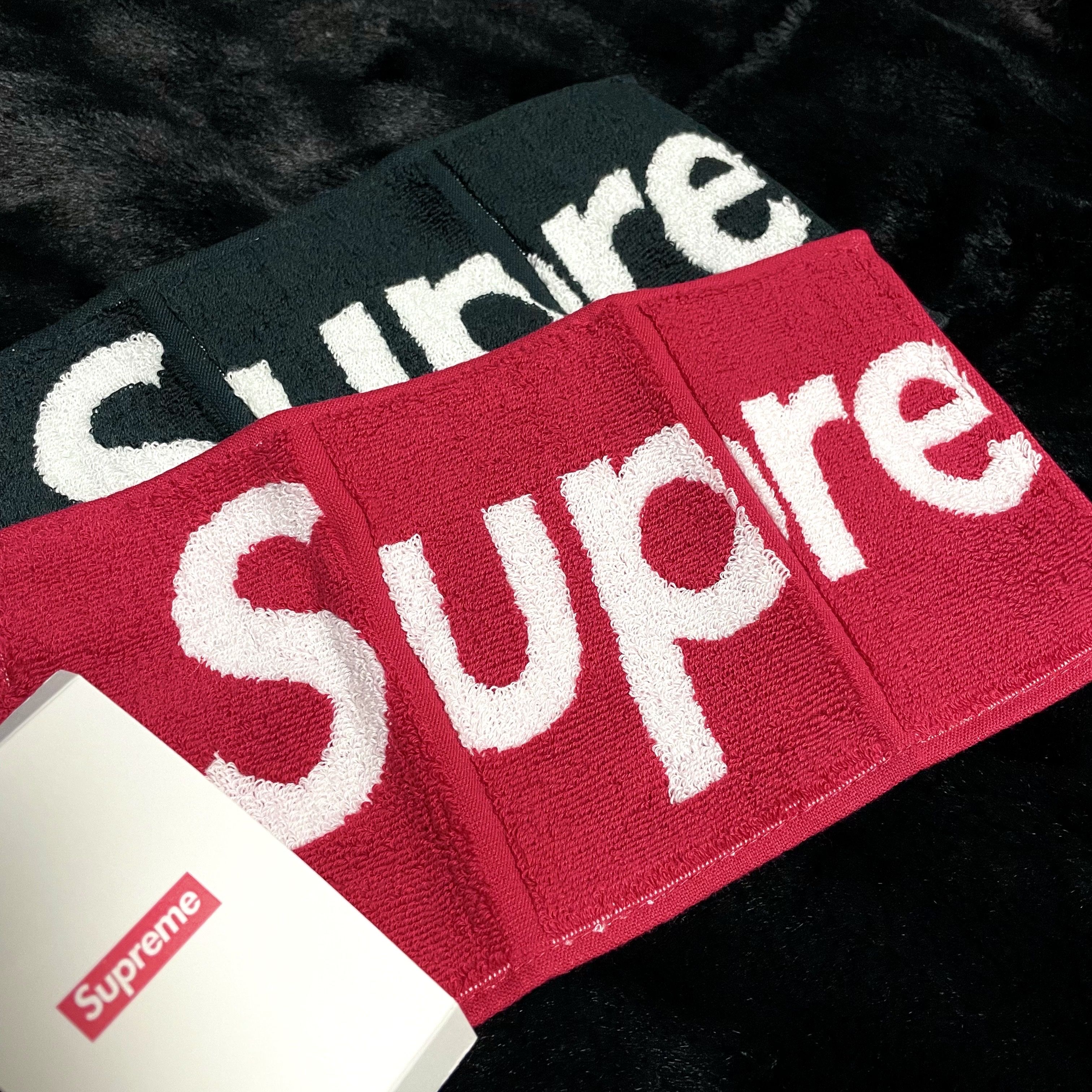 Supreme Imabari Pocket Folding Towels Multicolor (Set of 2) - 23SS 착용 스타일
