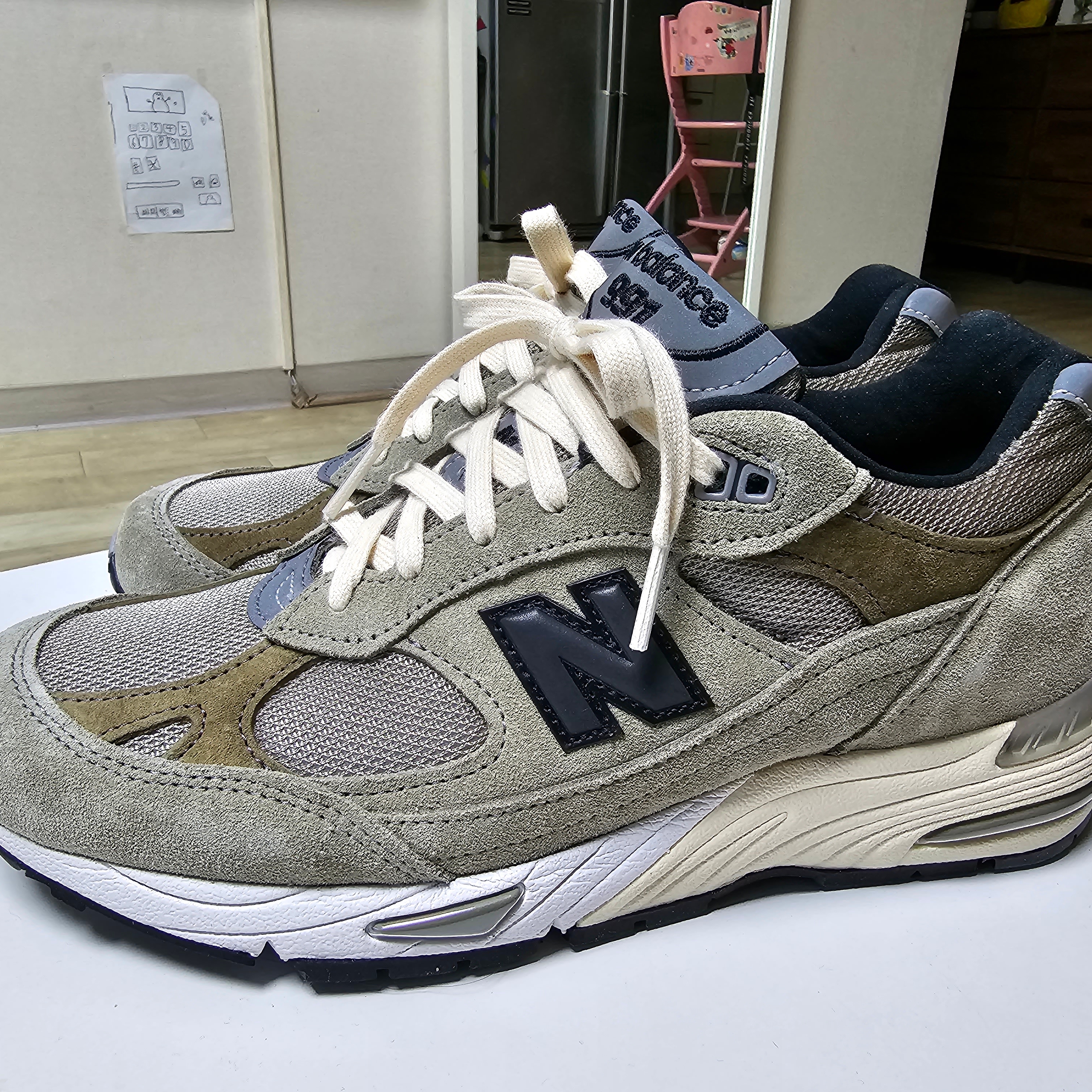 New Balance x JJJJound 991 Made in UK Grey 착용 스타일 - 1