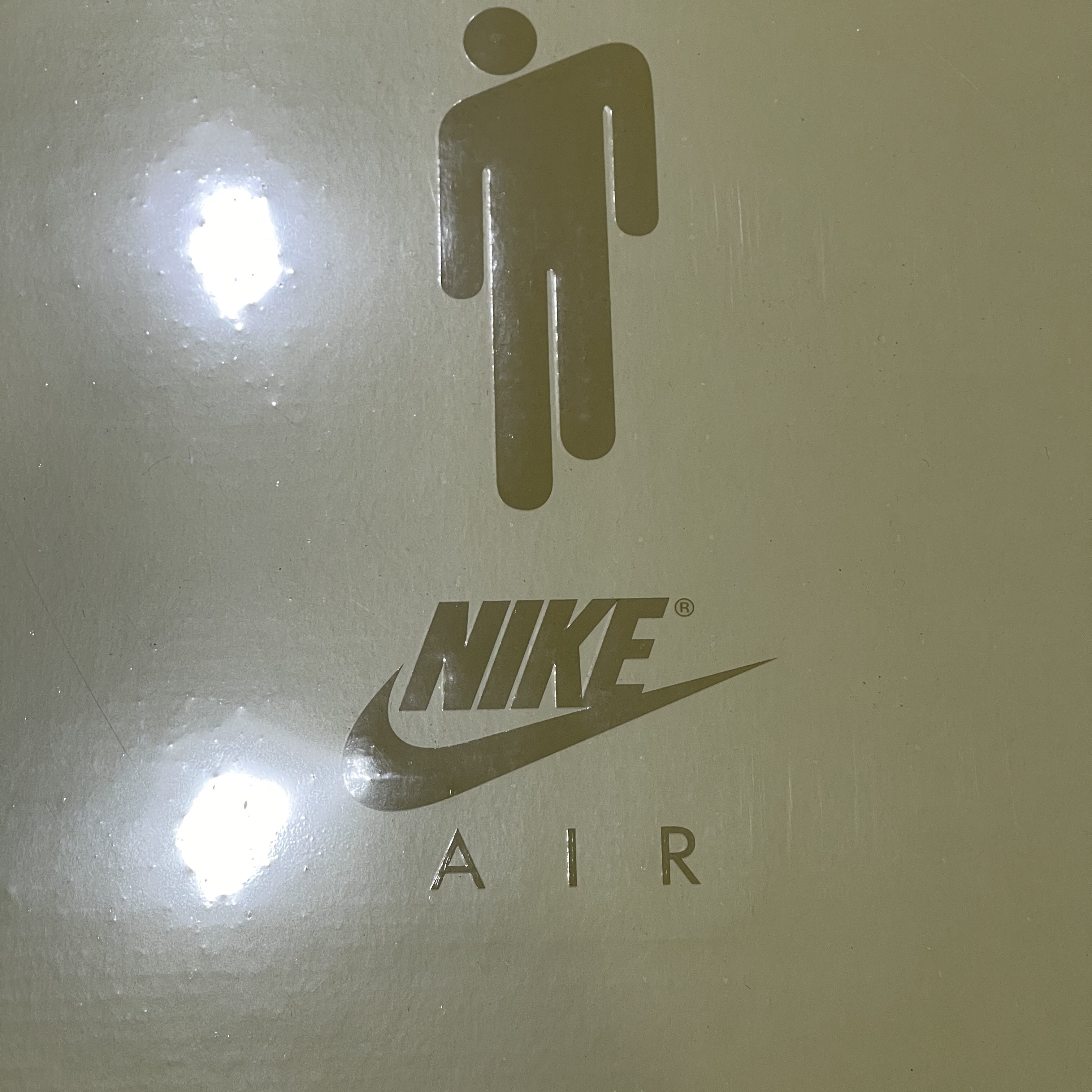 Nike x Billie Eilish Air Force 1 Low SP Triple White 착용 스타일 - 1