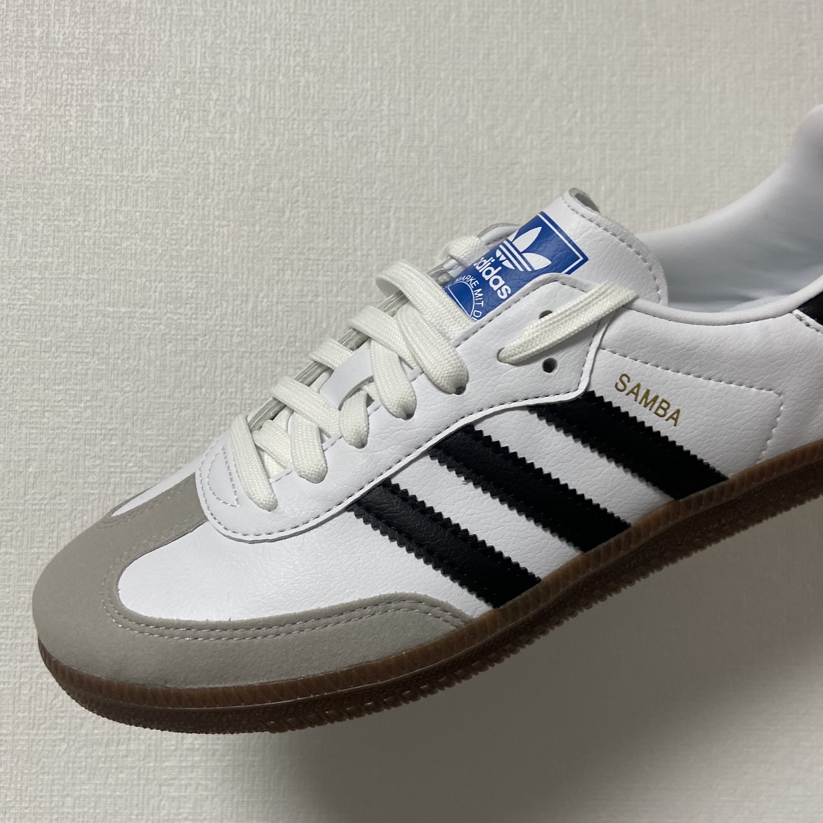Adidas Samba Vegan White Black 착용 스타일 - 2