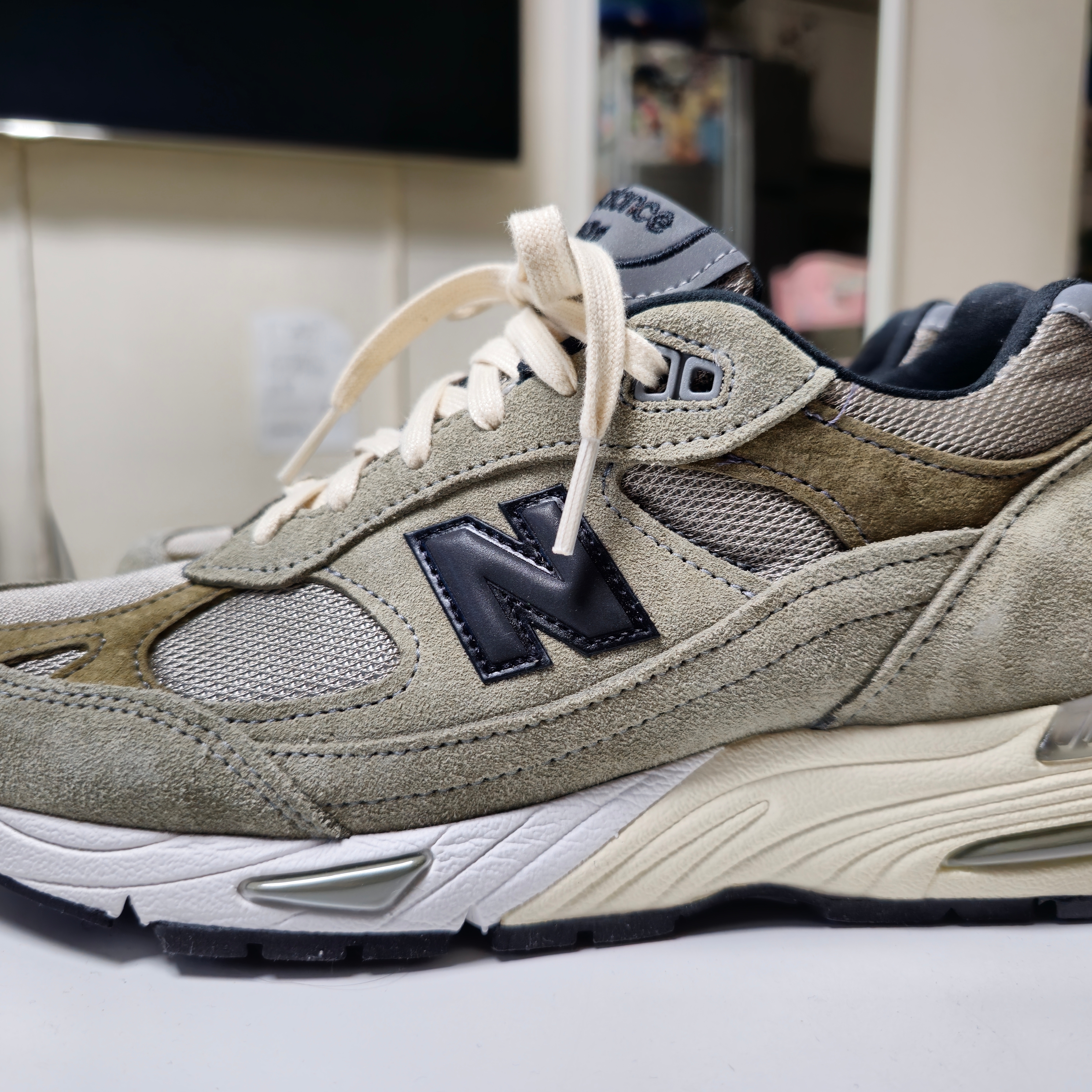 New Balance x JJJJound 991 Made in UK Grey 착용 스타일 - 3