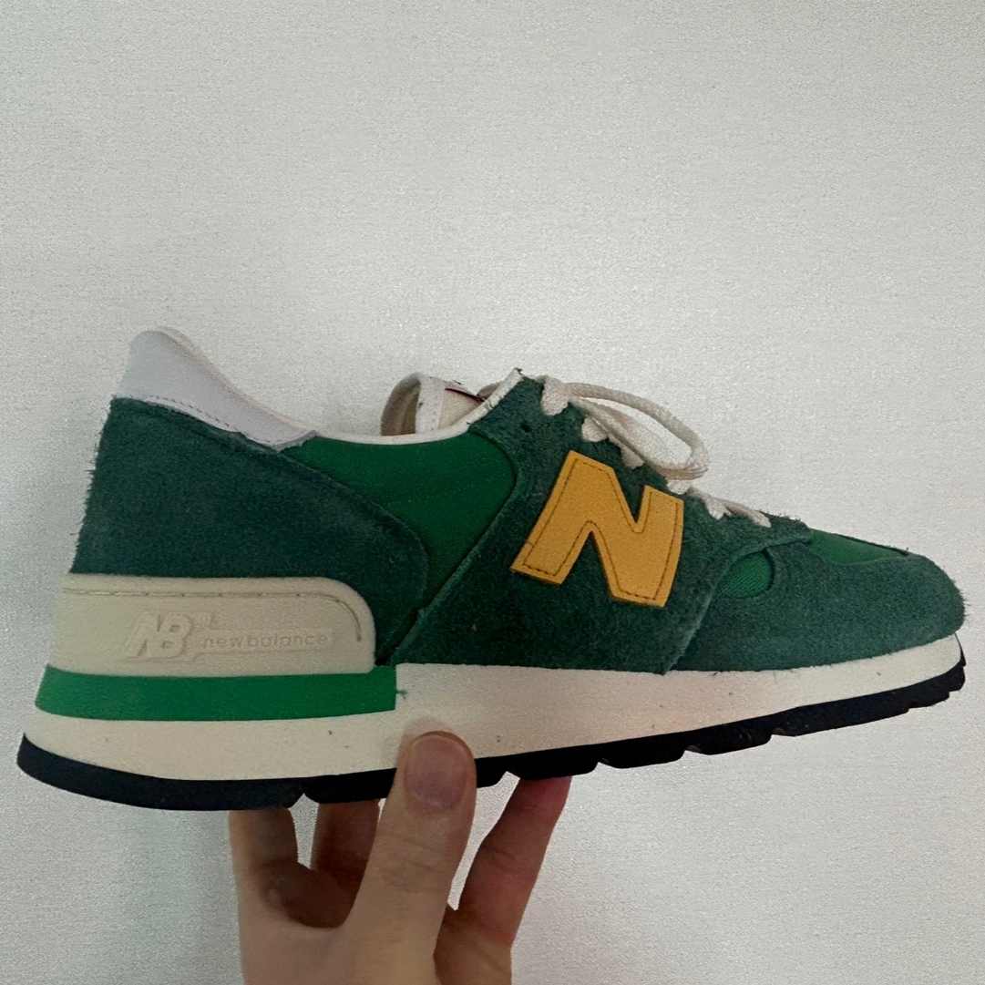 New Balance 990v1 Made in USA Green Gold 착용 스타일 - 2