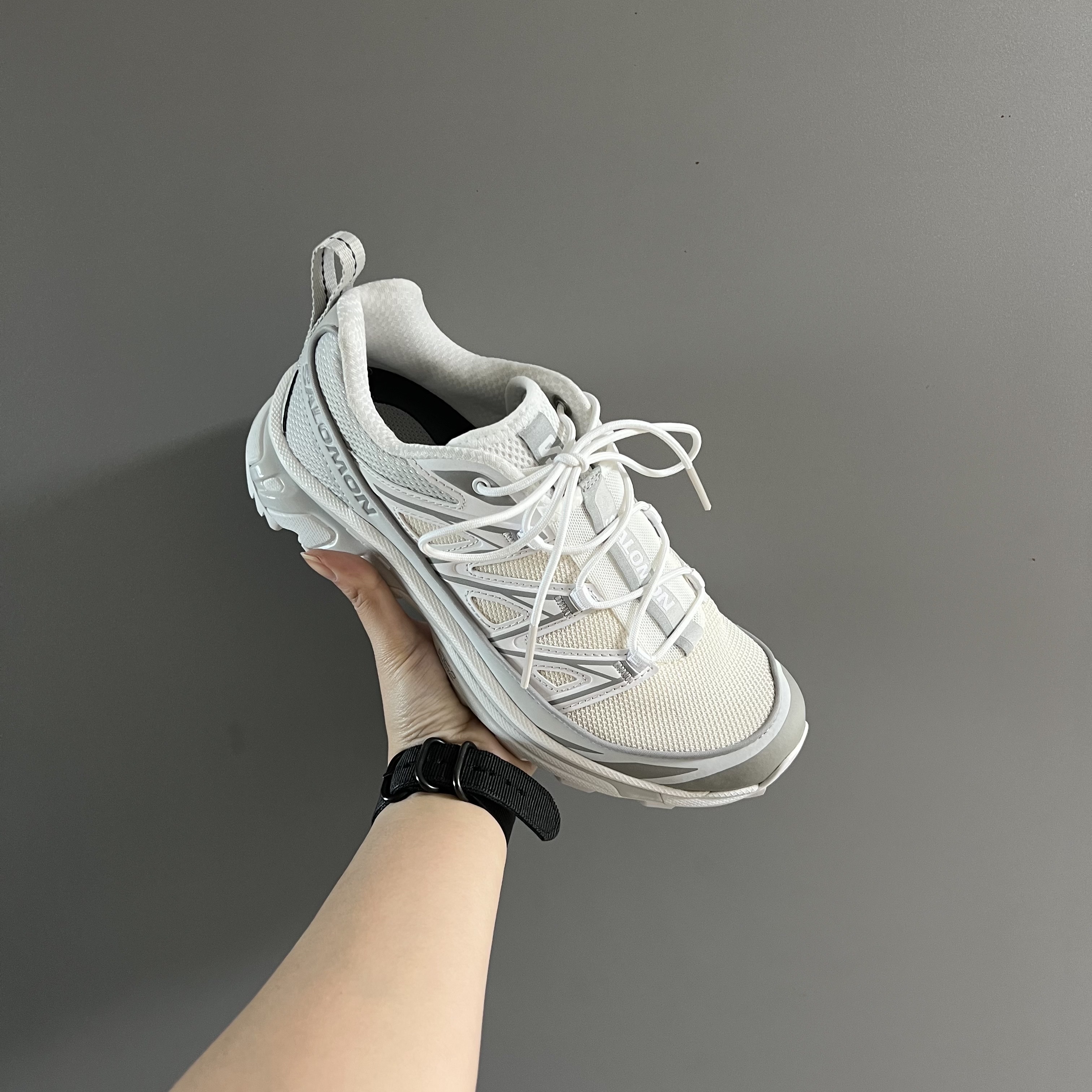 Salomon XT-6 Expanse Vanilla Ice White 착용 스타일