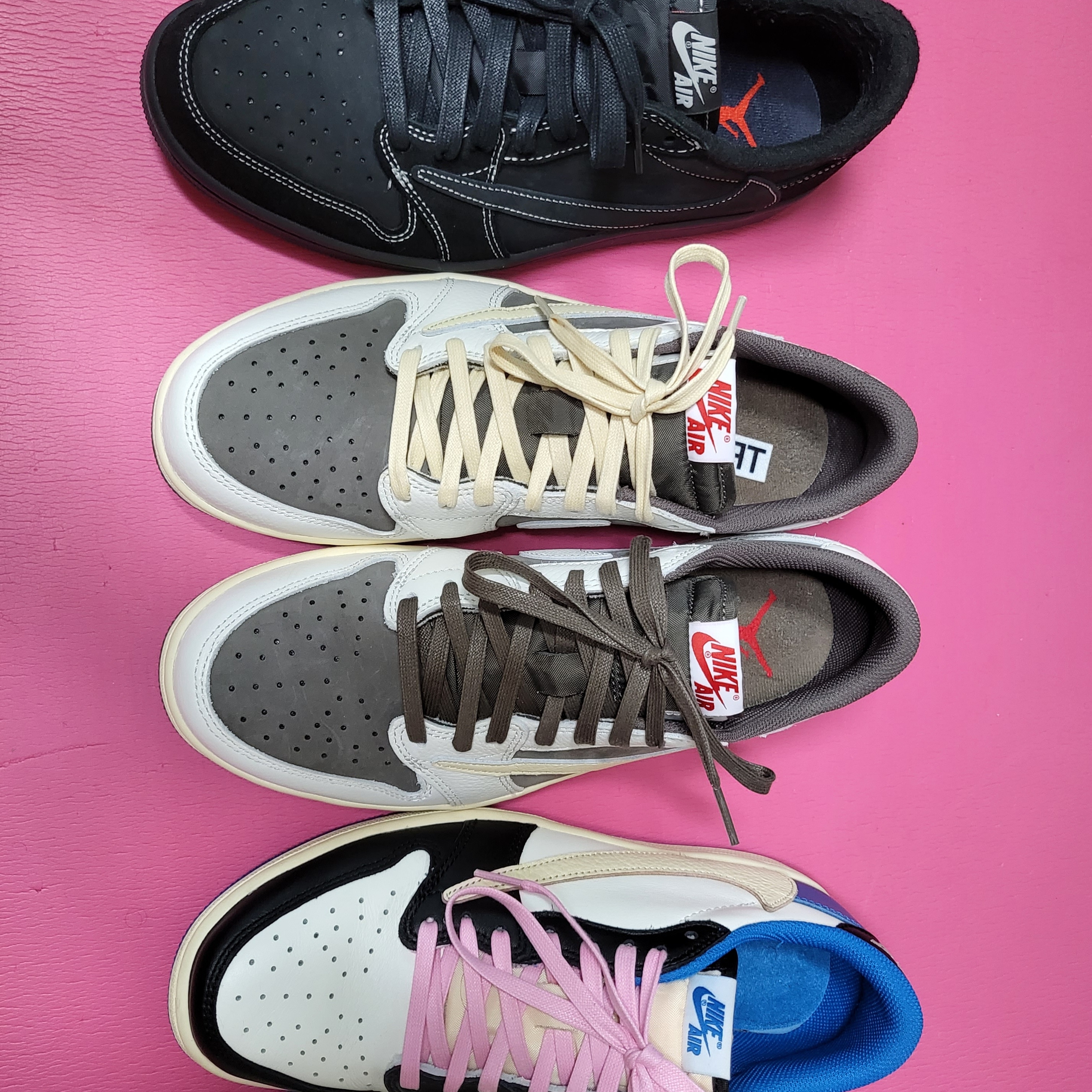 Jordan 1 x Travis Scott Retro Low OG SP Sail and Ridgerock, Jordan 1 x Travis Scott Retro Low OG SP Black Phantom 착용 스타일 - 5