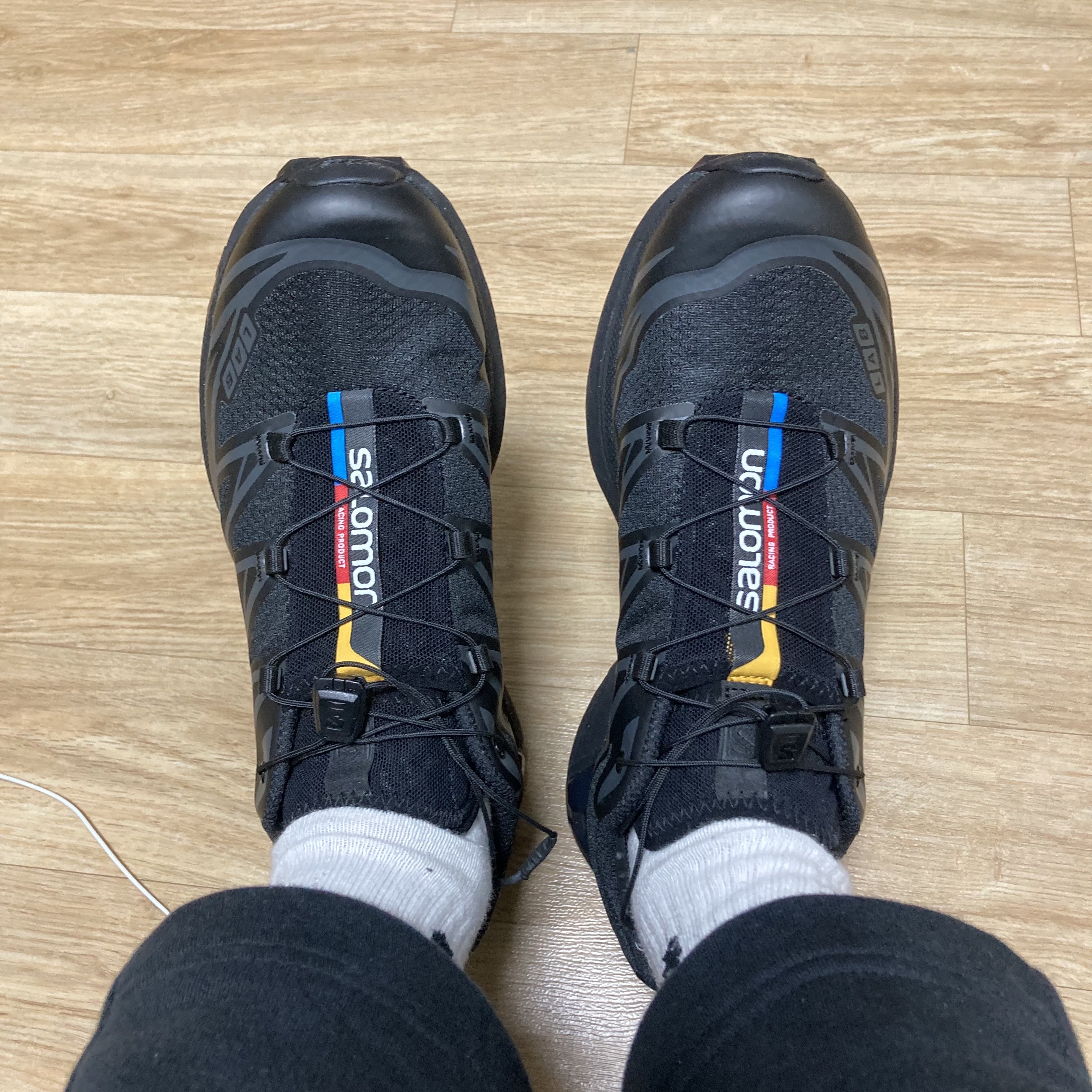 Salomon XT-6 ADV Black 착용 스타일