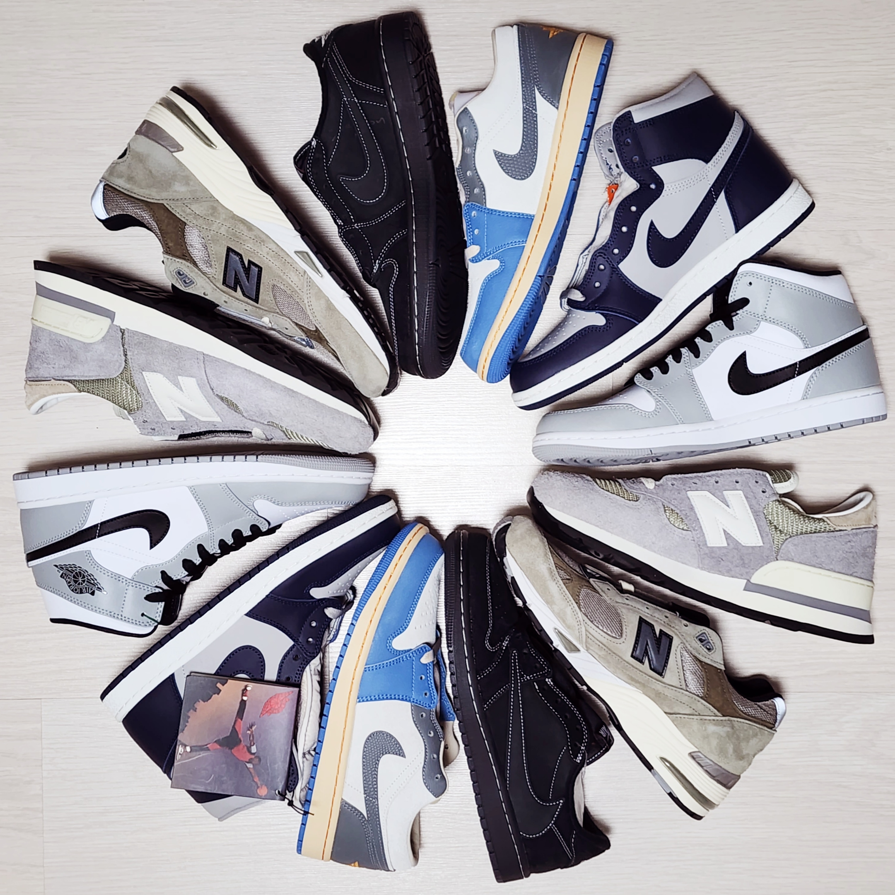 New Balance x JJJJound 991 Made in UK Grey, Jordan 1 x Travis Scott Retro Low OG SP Black Phantom 착용 스타일
