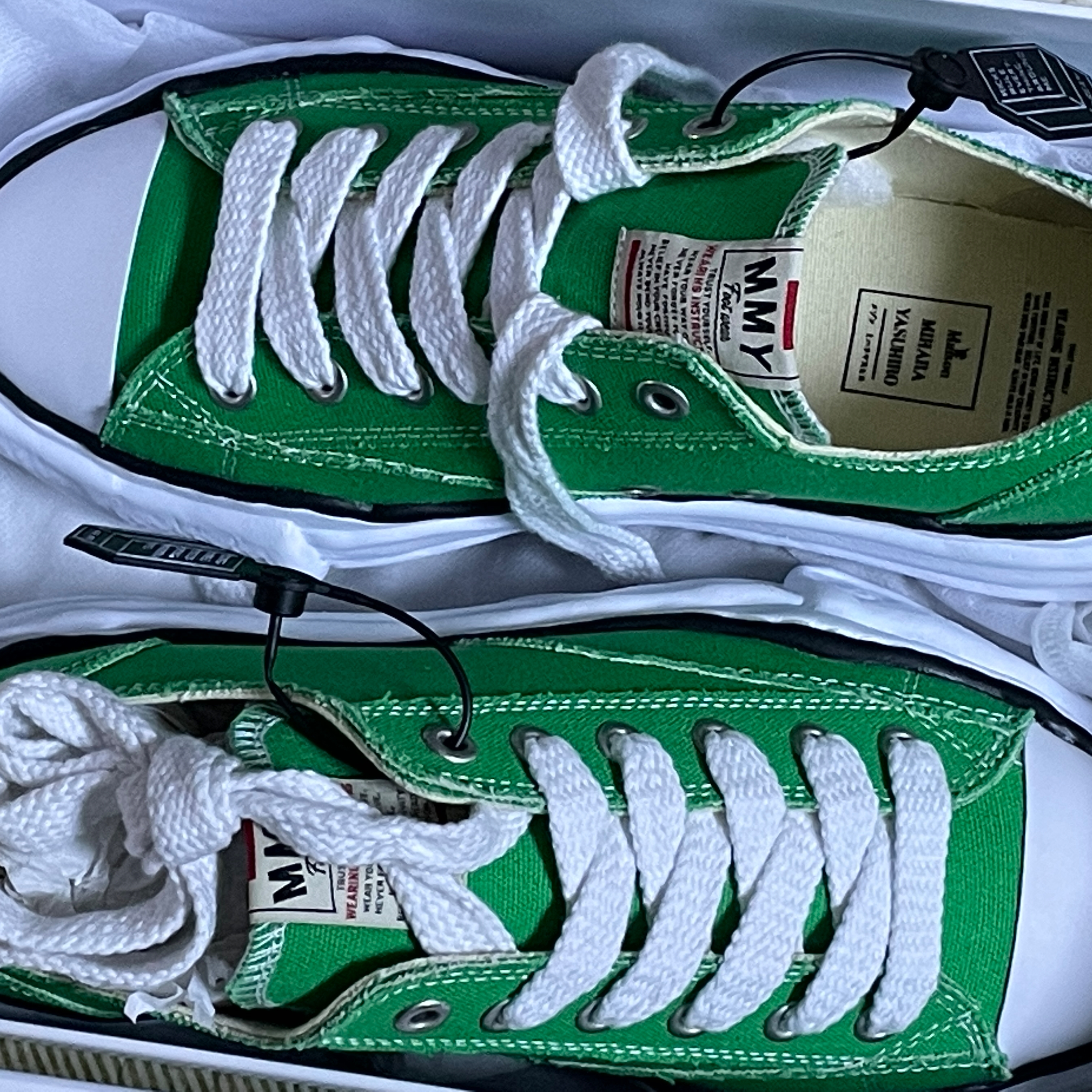 Maison Mihara Yasuhiro Peterson OG Sole Canvas Low Sneakers Green 착용 스타일