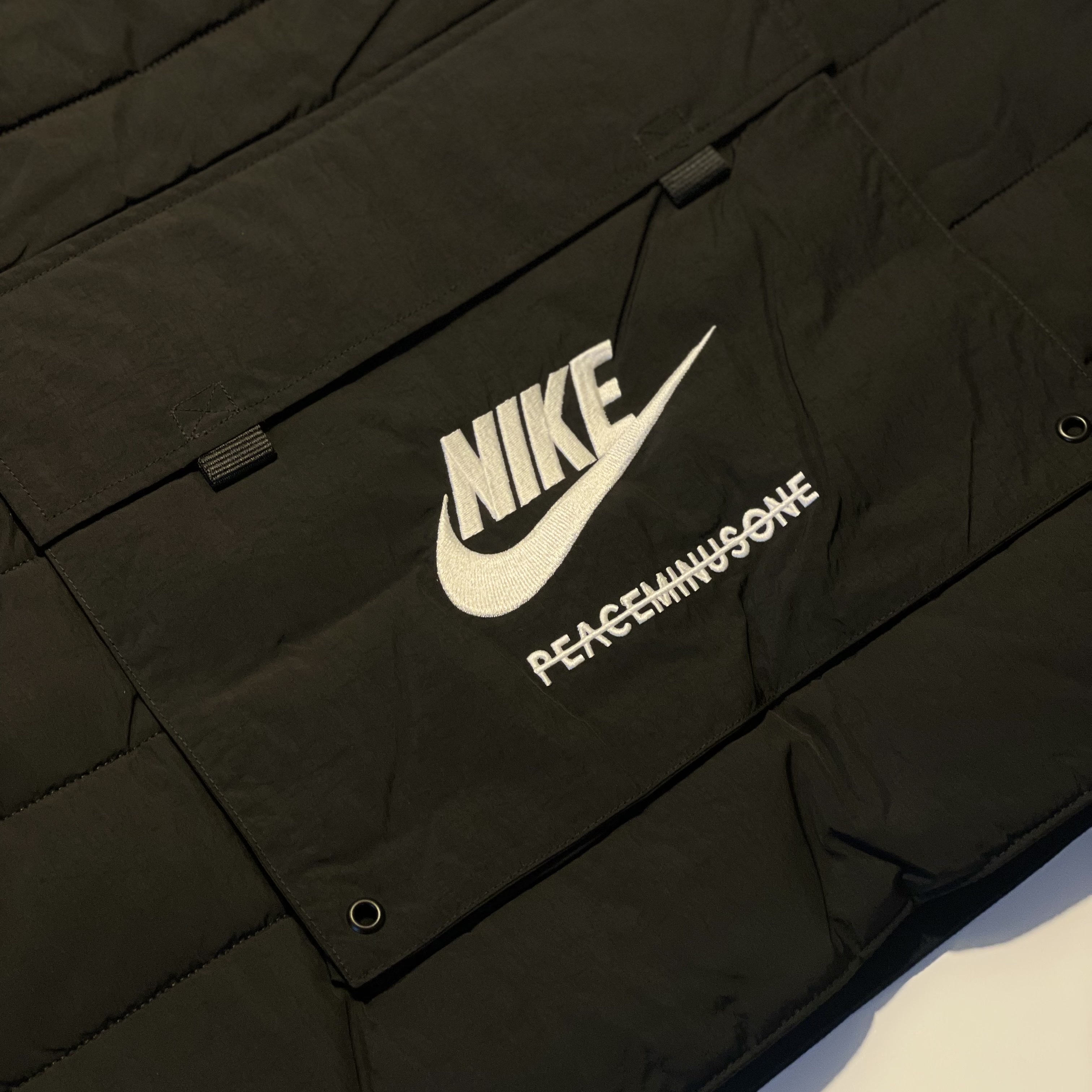 Nike x Peaceminusone 2+1 Jacket Black (DR0100-010) 착용 스타일 - 4