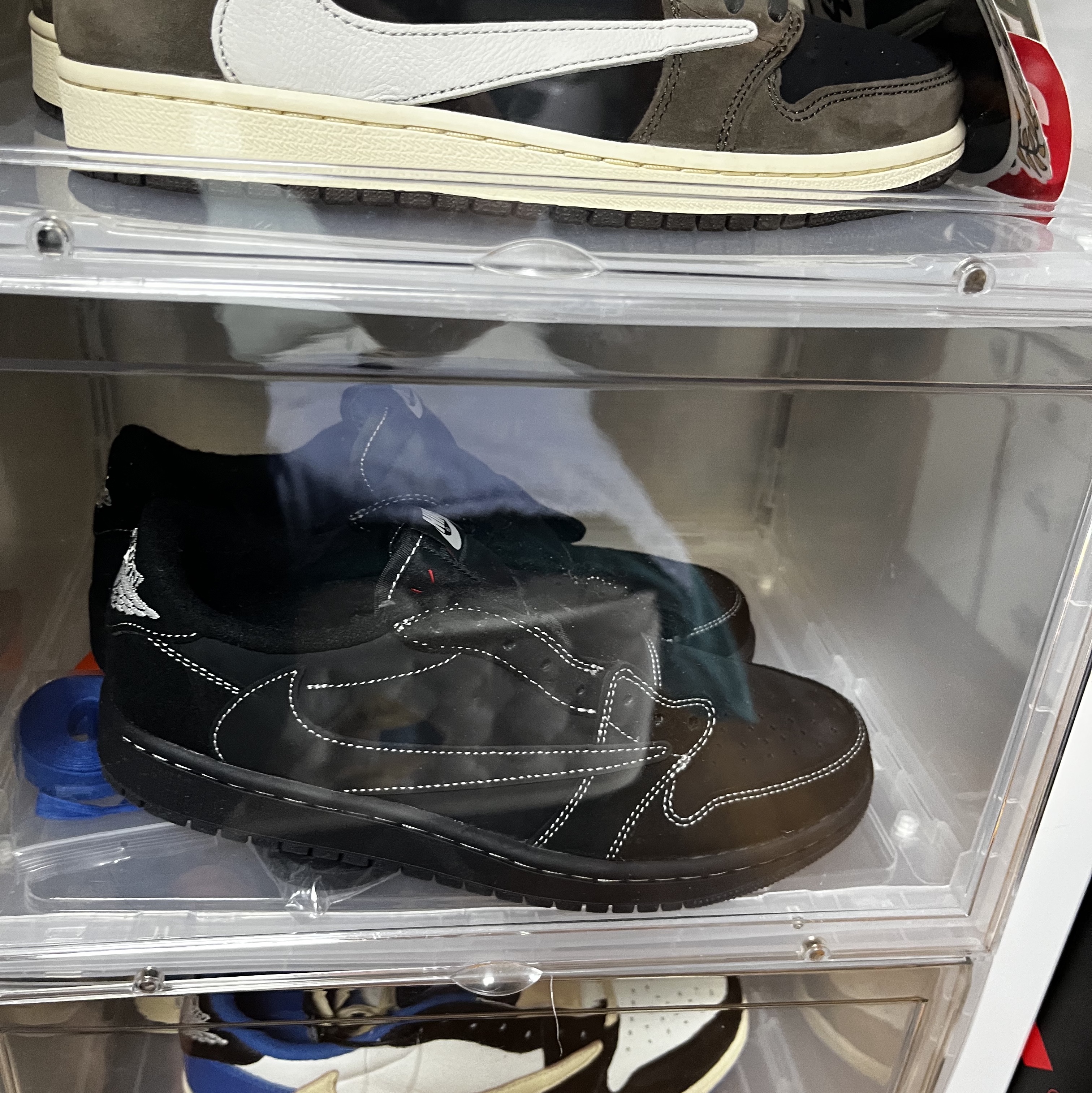 Jordan 1 x Travis Scott Retro Low OG SP Black Phantom, Jordan 1 x Travis Scott x Fragment Retro Low OG SP Military Blue 착용 스타일 - 3