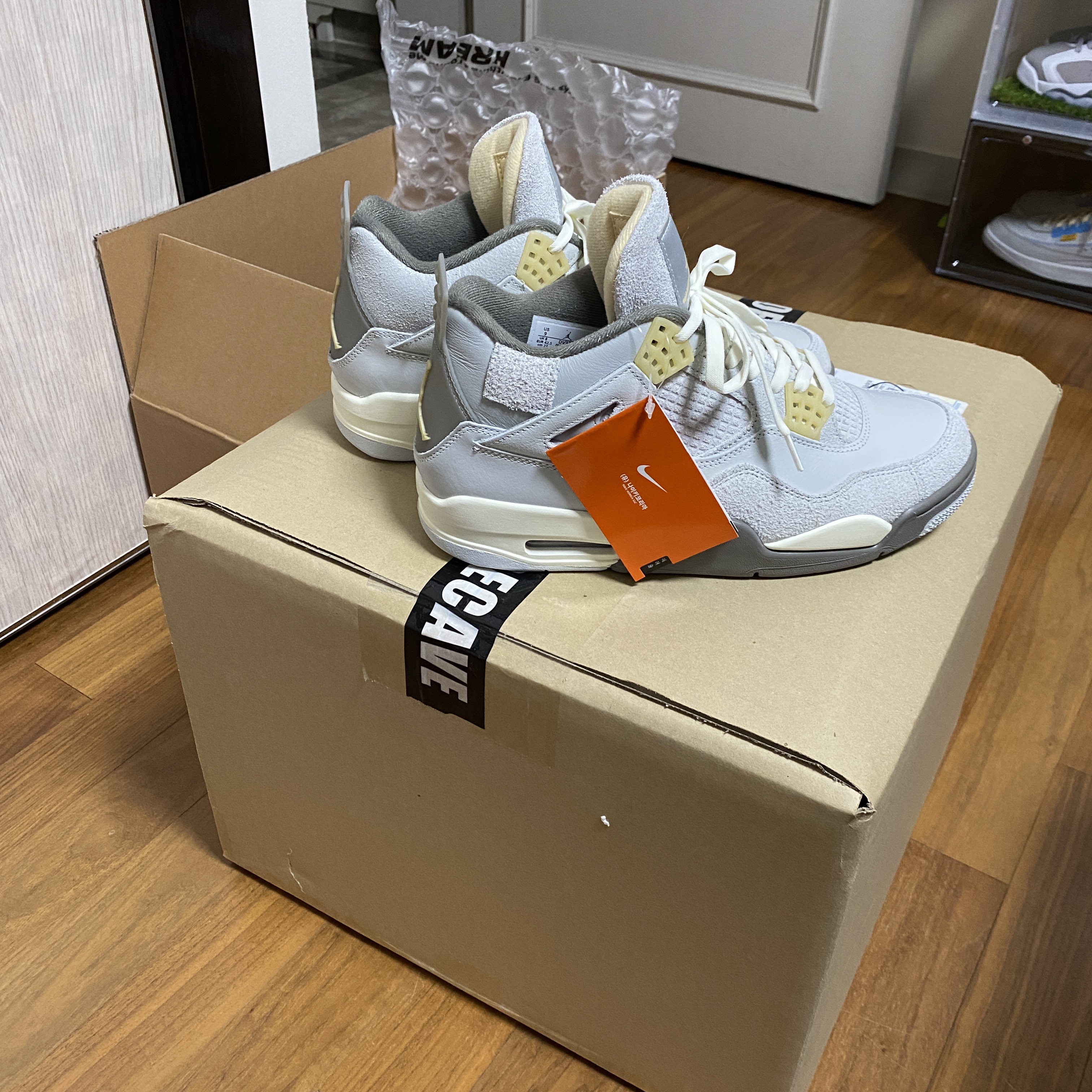 Jordan 4 Retro SE Craft 착용 스타일 - 3