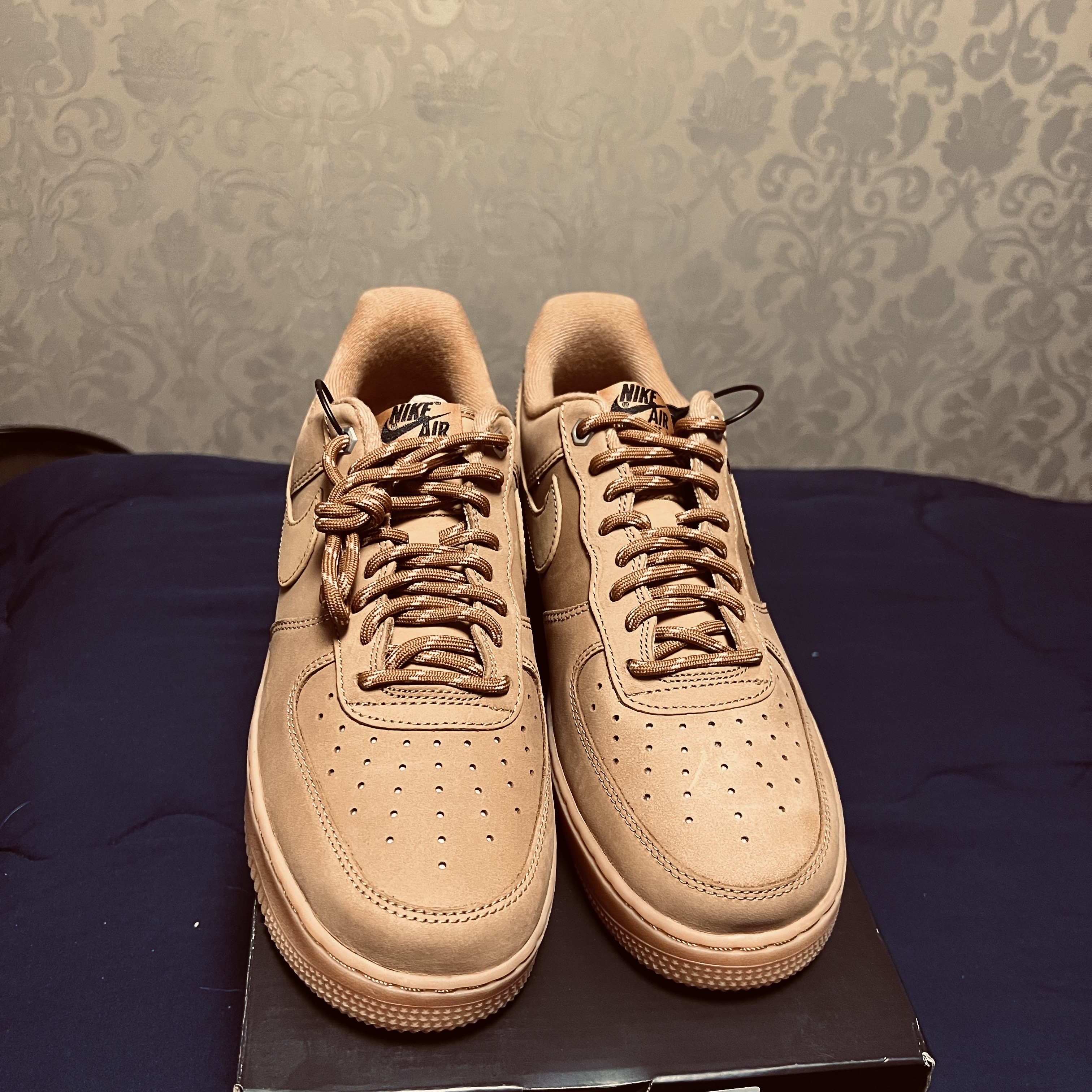 Nike Air Force 1 '07 WB Flax 착용 스타일 - 2