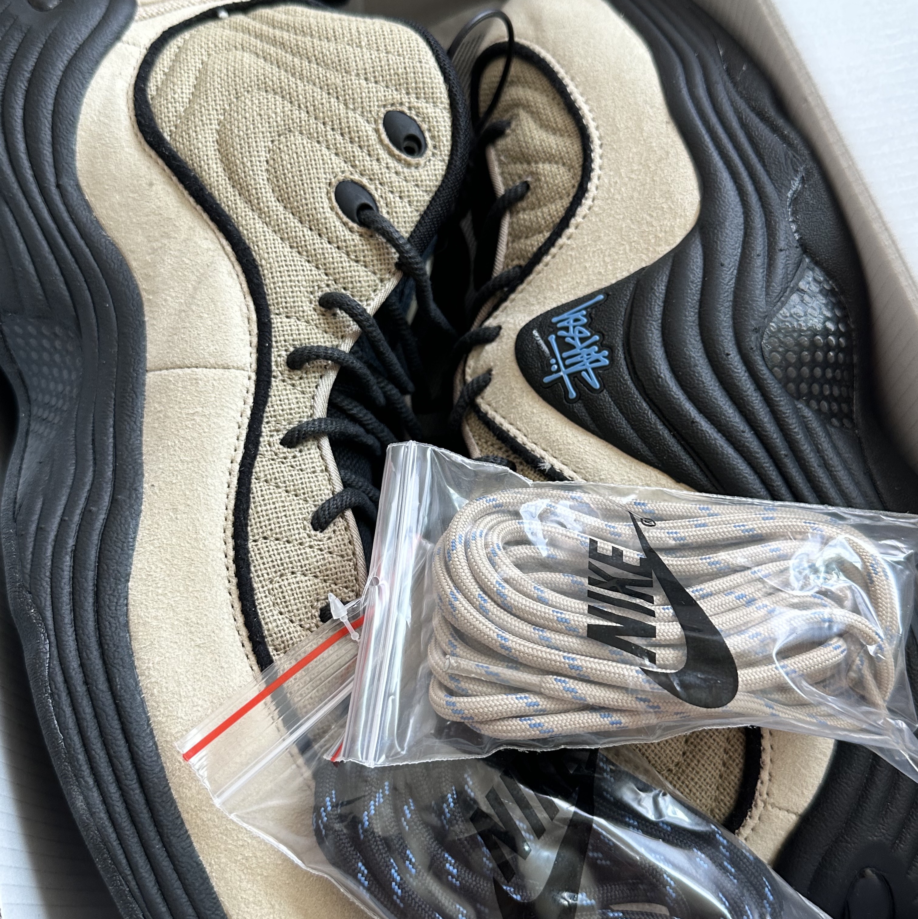 Nike x Stussy Air Penny II Rattan and Limestone 착용 스타일 - 1