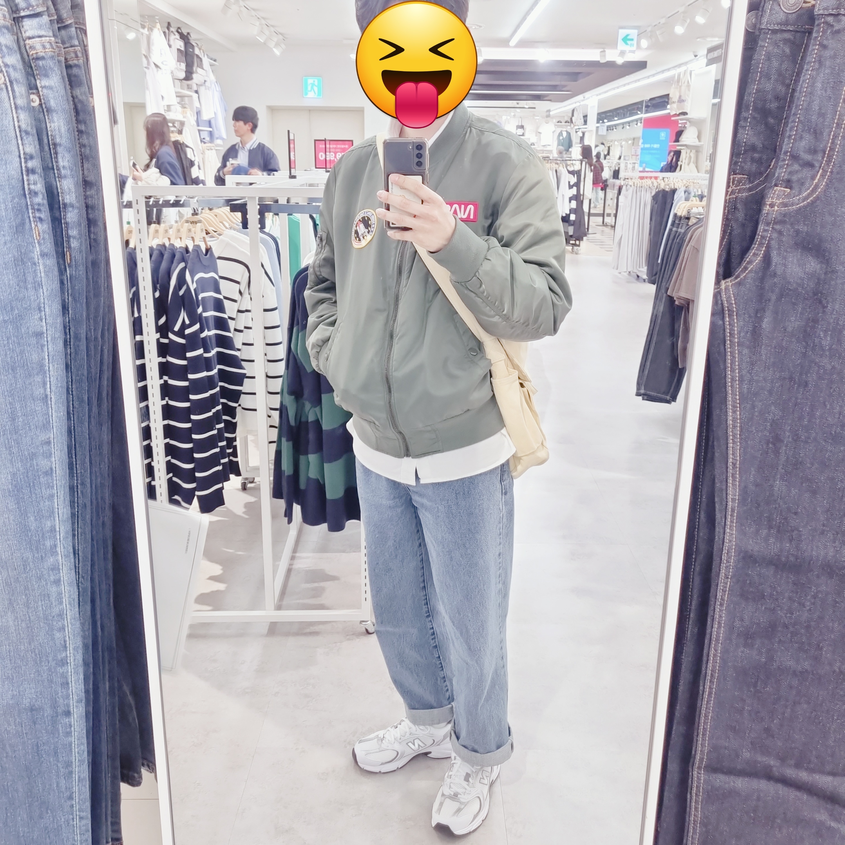 New Balance 530 White Silver 착용 스타일 - 2