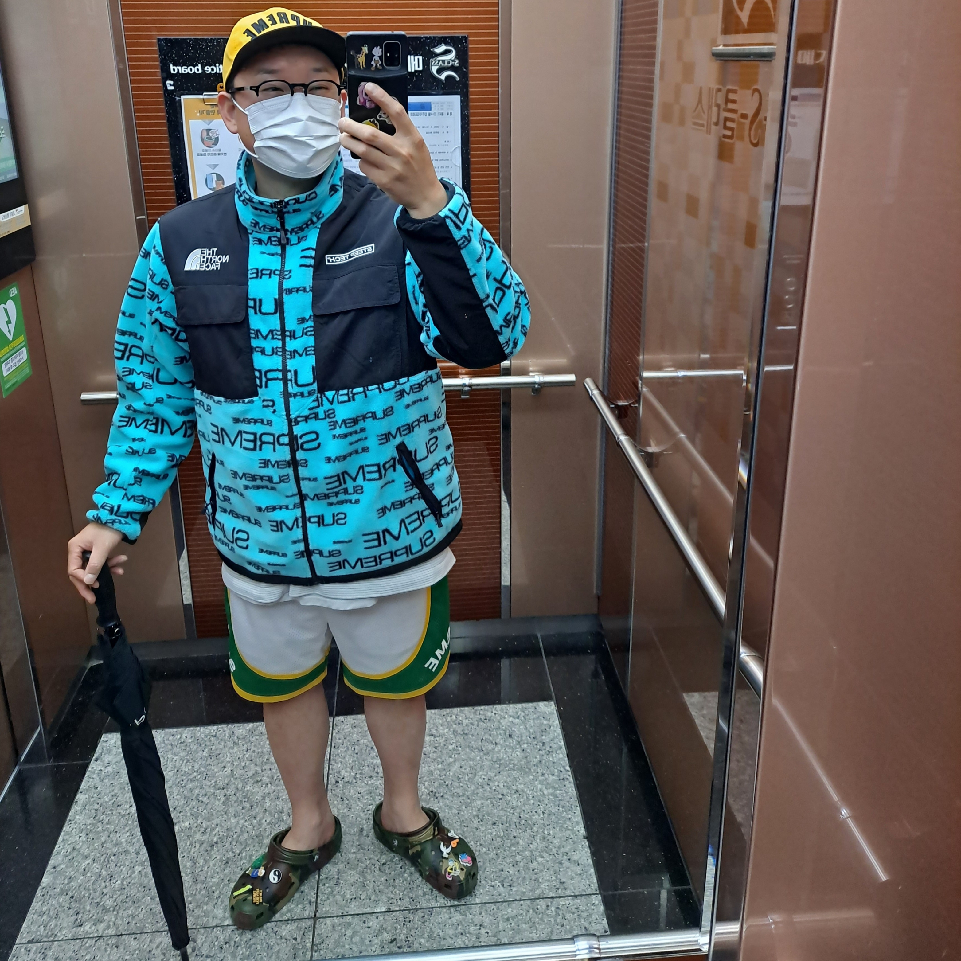 Supreme x The North Face Steep Tech Fleece Jacket Teal - 21FW, Crocs x Palace Classic Clog Woodland Camo 착용 스타일 - 1