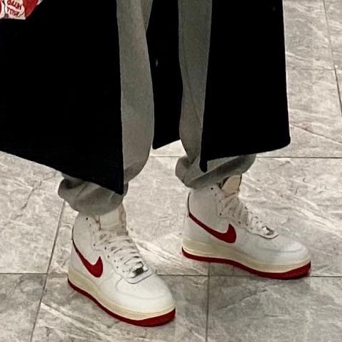 (W) Nike Air Force 1 High Sculpt Gym Red 착용 스타일