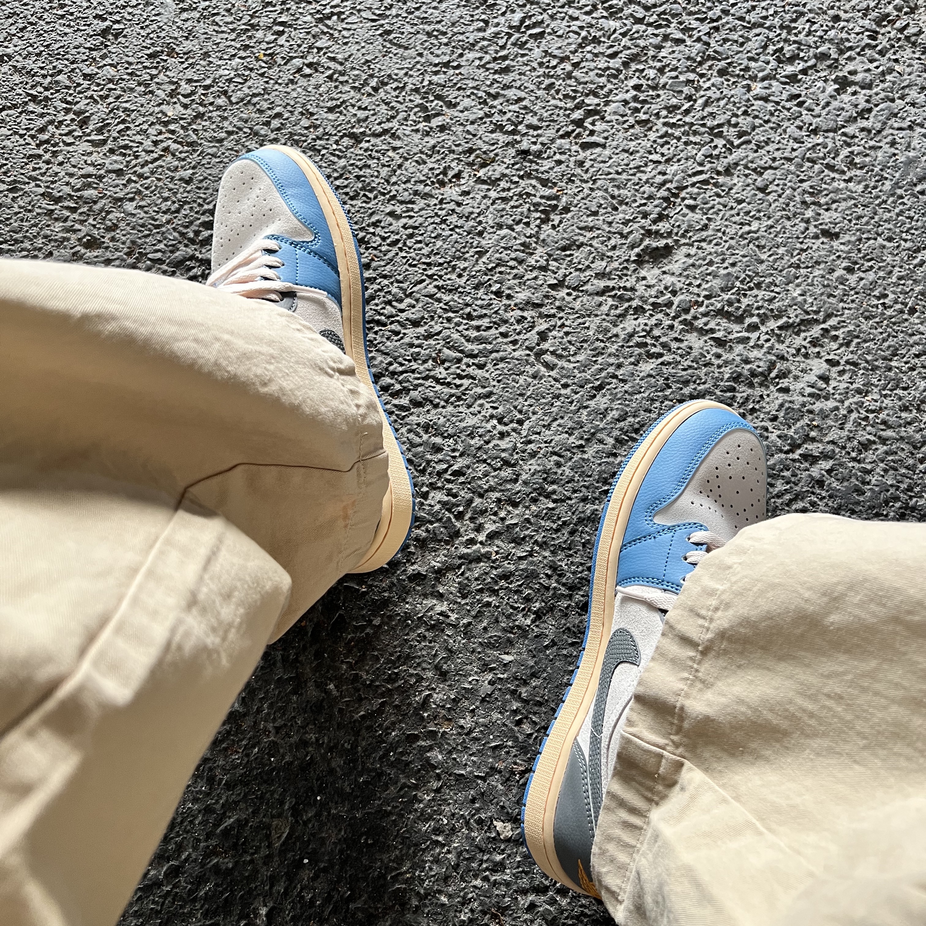 Jordan 1 Low SE Tokyo 96 착용 스타일 - 1