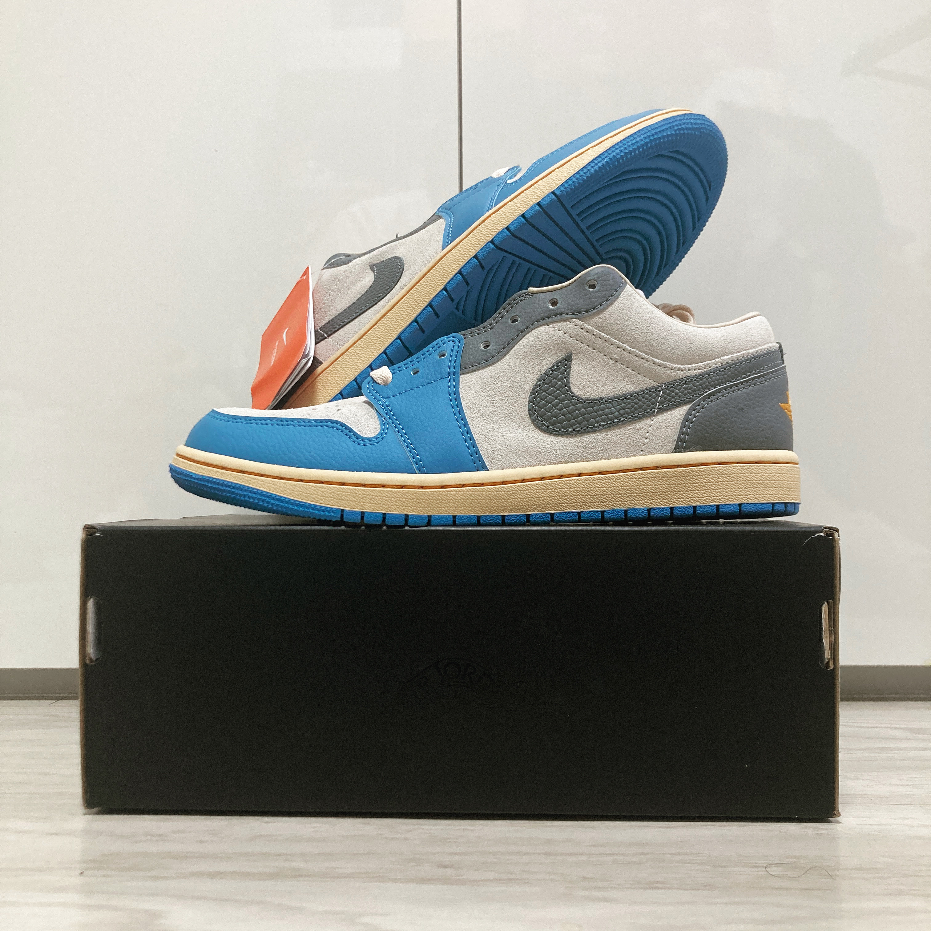 Jordan 1 Low SE Tokyo 96 착용 스타일