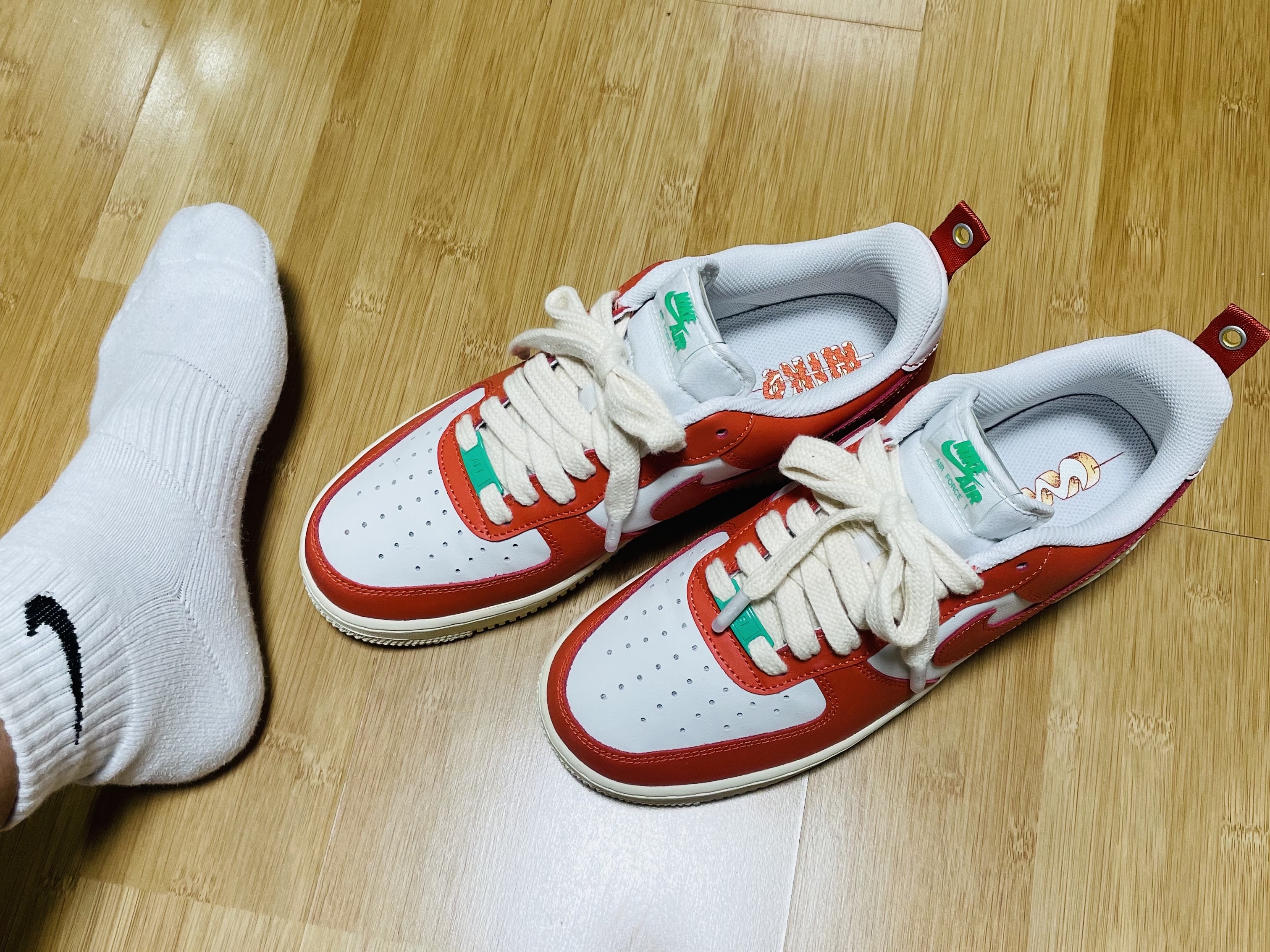 Nike Air Force 1 '07 LV8 Pojangmacha 착용 스타일 - 1