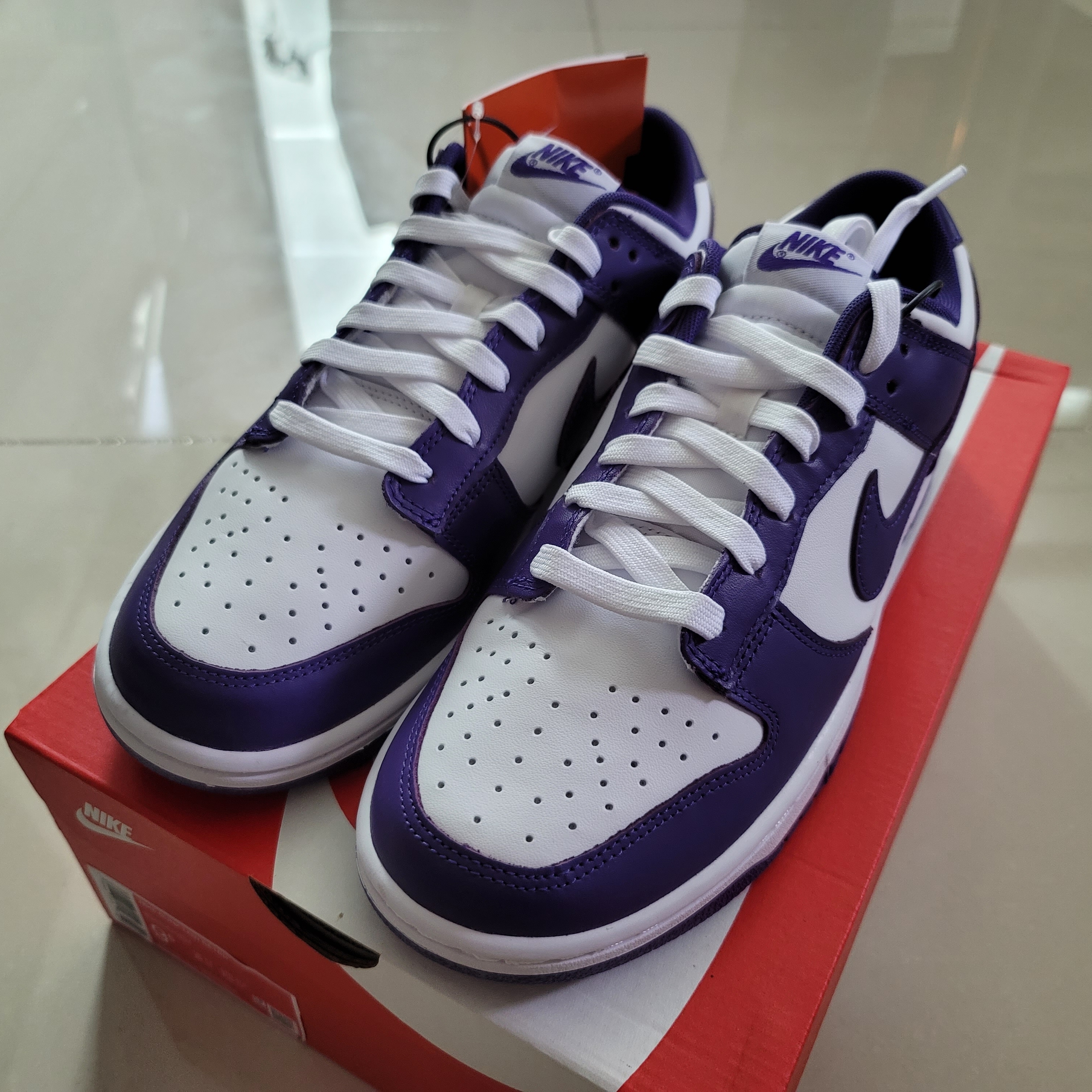 Nike Dunk Low Retro Championship Court Purple 착용 스타일 - 1