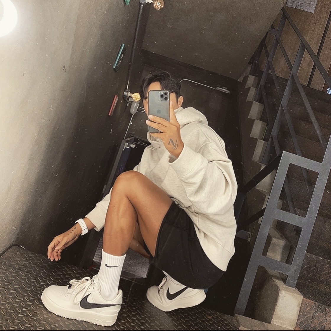Nike x Ambush Air Force 1 Low SP Phantom 착용 스타일