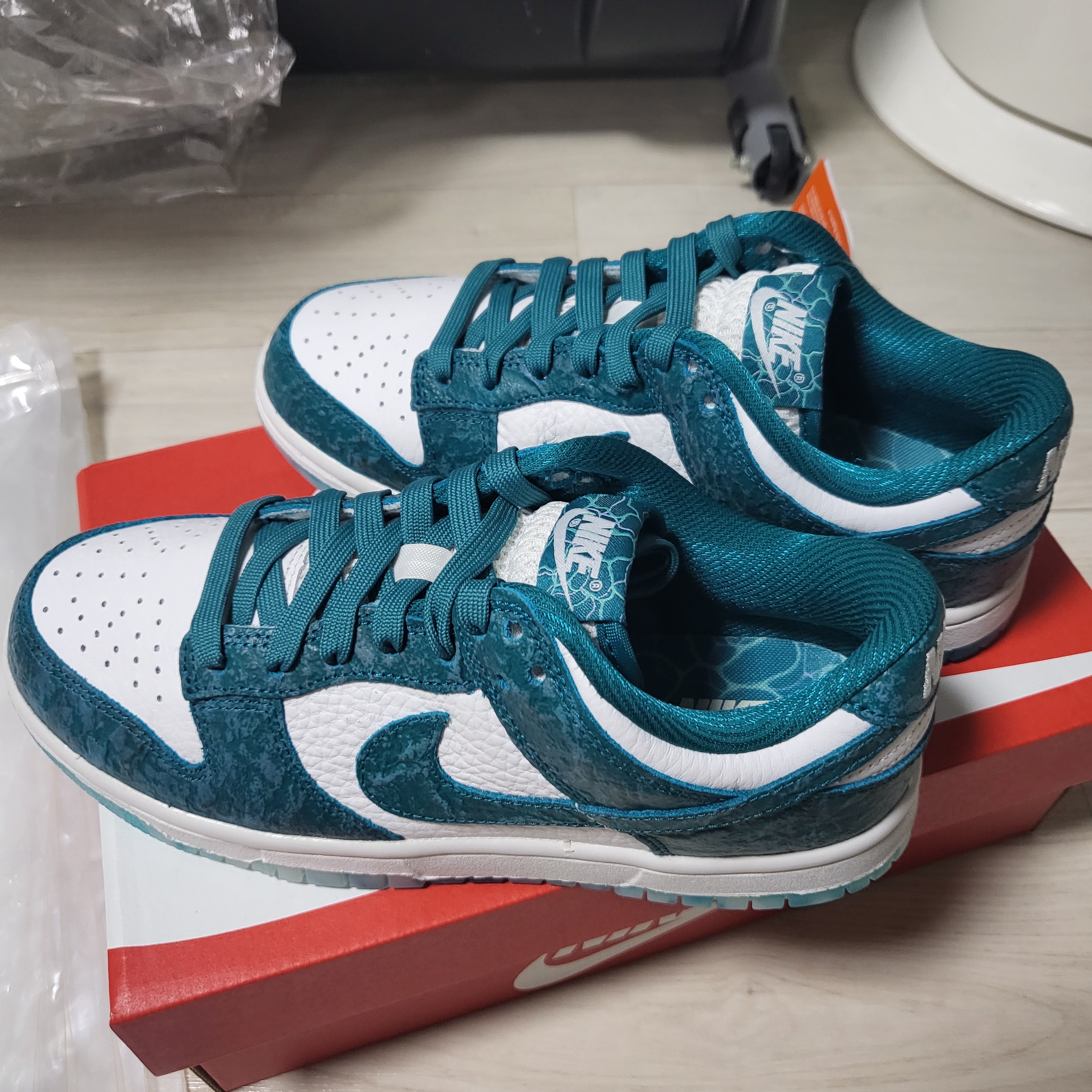 (W) Nike Dunk Low Ocean 착용 스타일