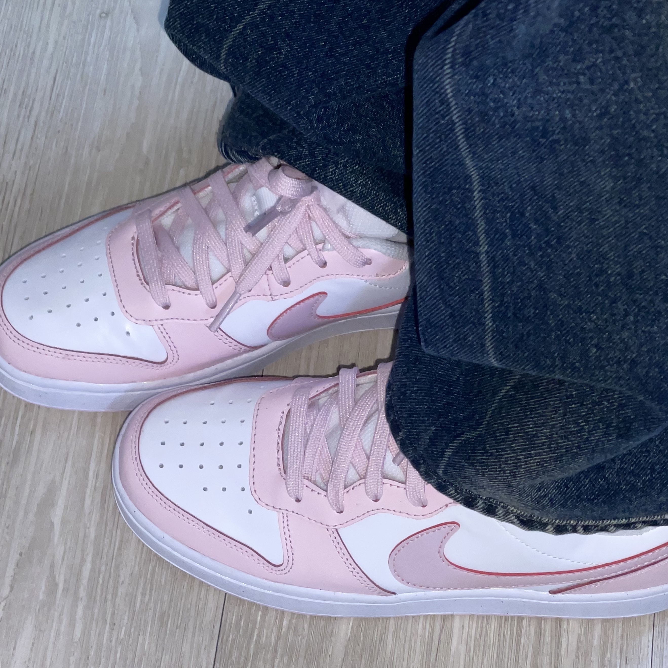 (GS) Nike Court Borough 2 SE White Pink Foam 착용 스타일 - 1
