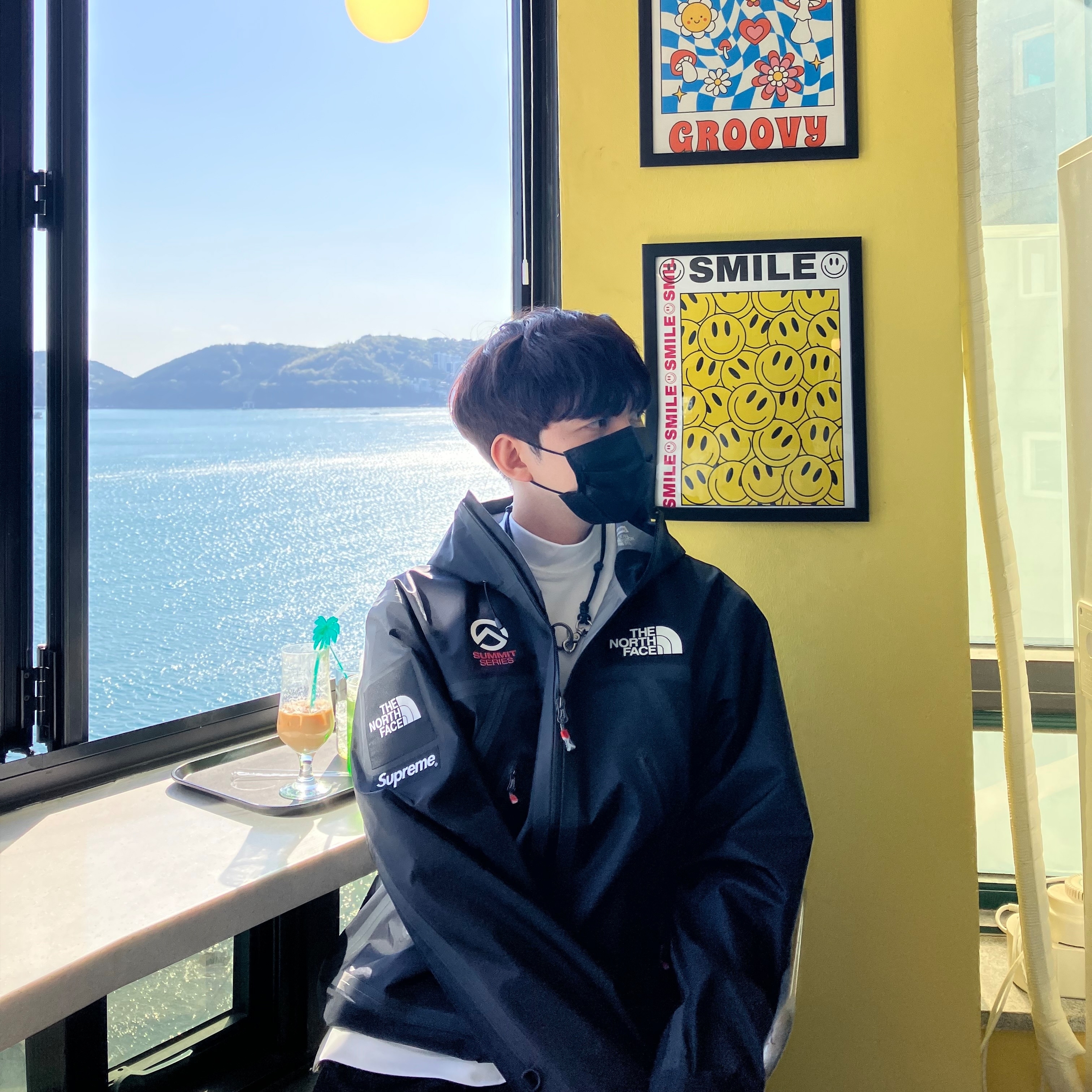 Supreme x The North Face Summit Series Outer Tape Seam Jacket Black - 21SS, (W) Asics Gel-Kayano 14 White Midnight 착용 스타일