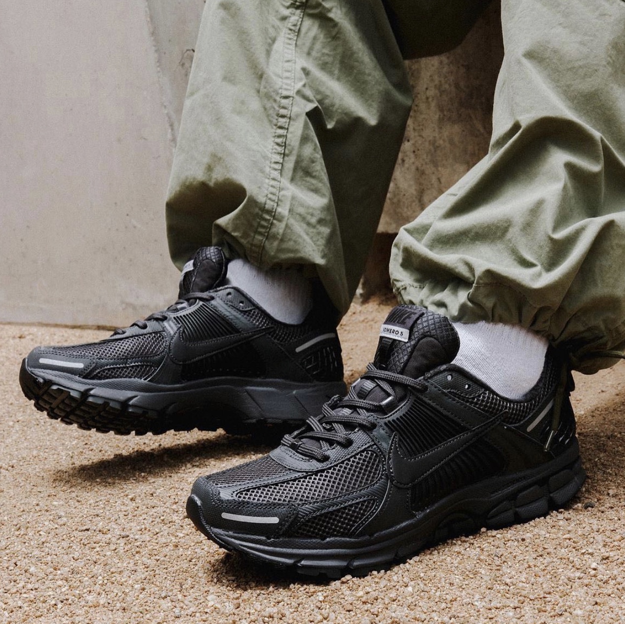 Nike Zoom Vomero 5 SP Vast Grey 2023 착용 스타일 - 3