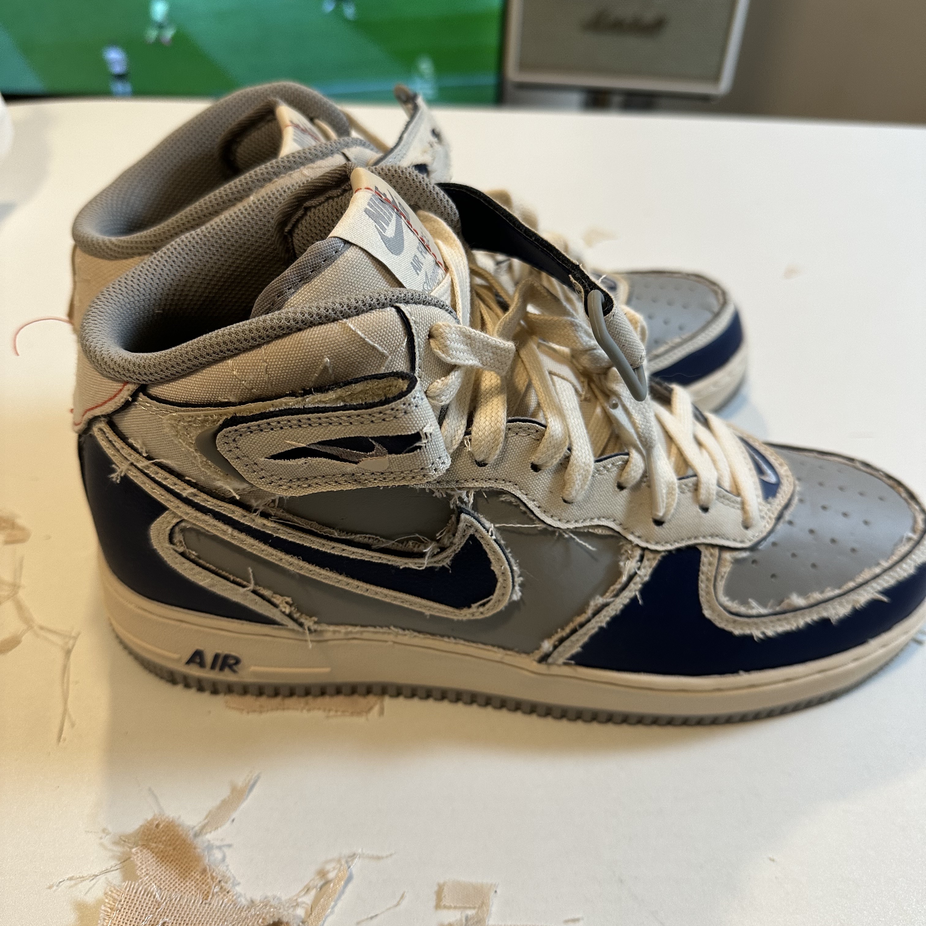 Nike Air Force 1 Mid '07 Pearl White 착용 스타일 - 5