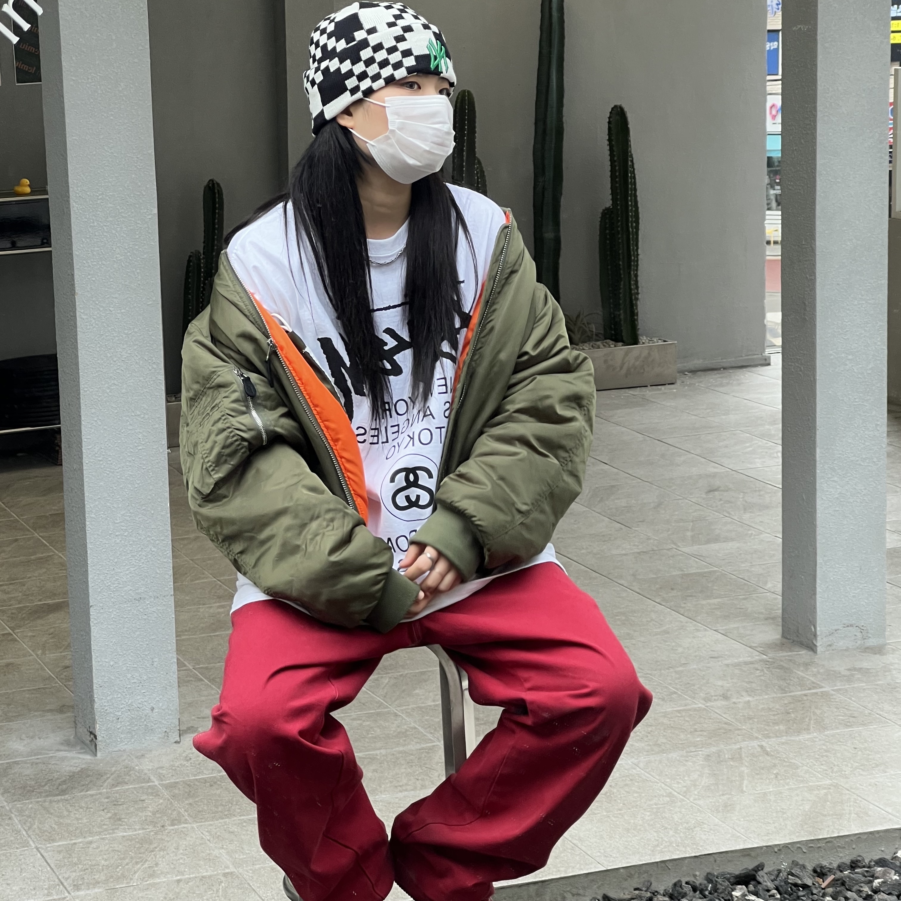 Stussy World Tour LS T-Shirt White 착용 스타일