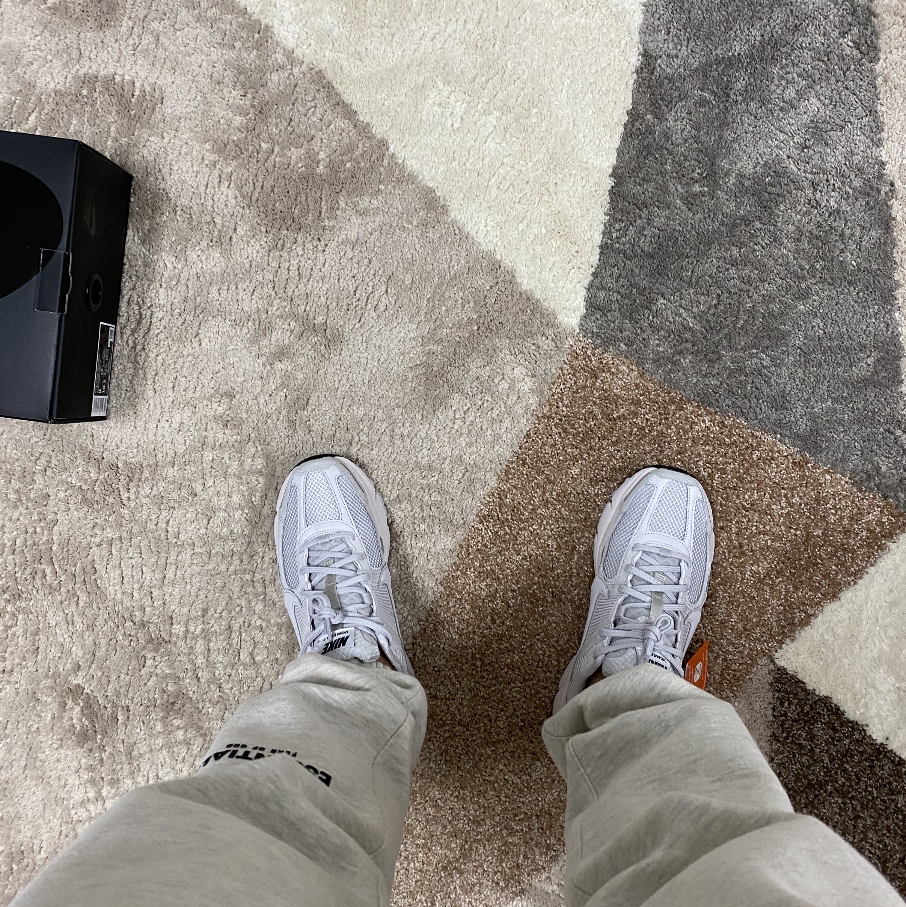 Nike Zoom Vomero 5 SP Vast Grey 2023 착용 스타일 - 5