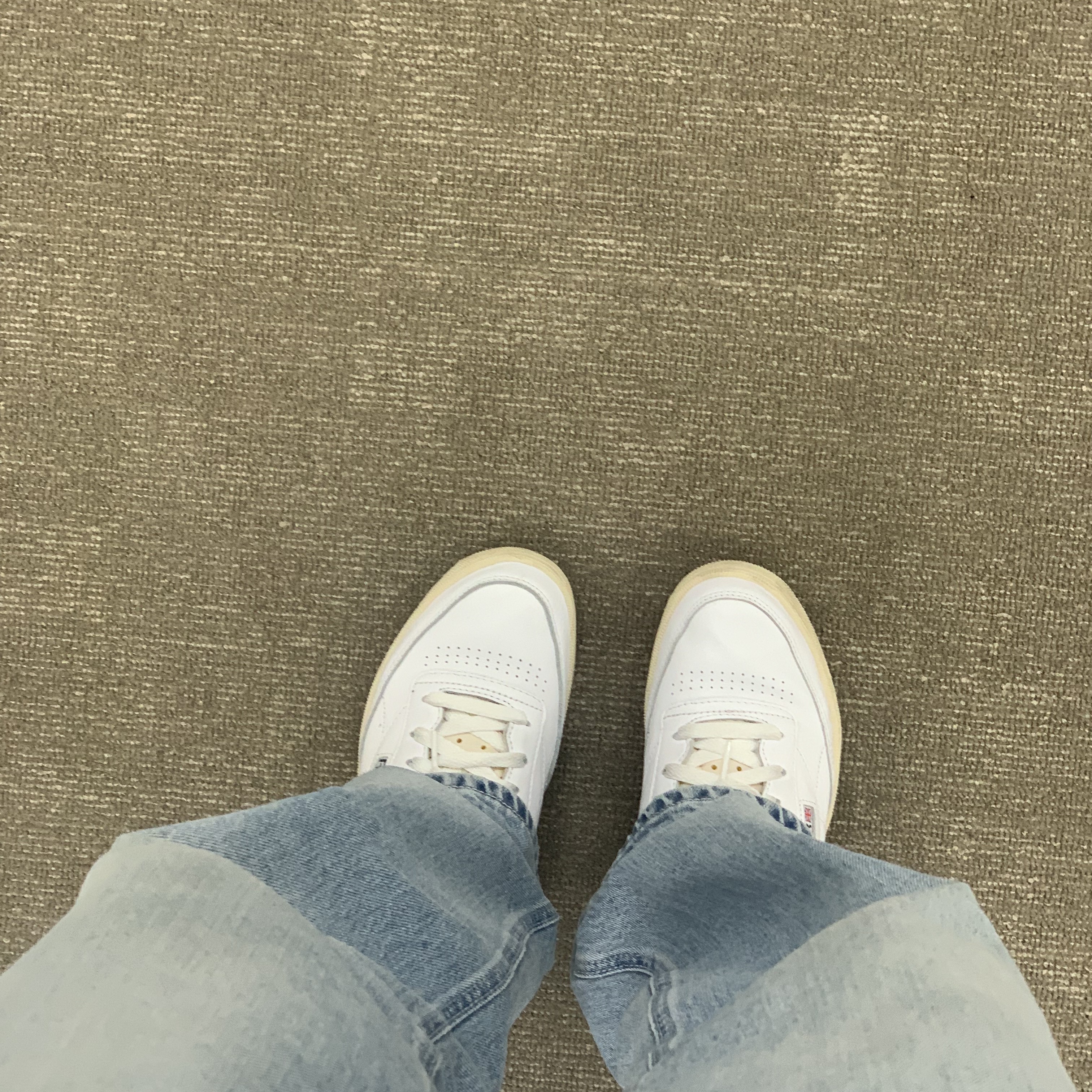 Reebok Club C 85 Vintage Retro White 착용 스타일 - 2