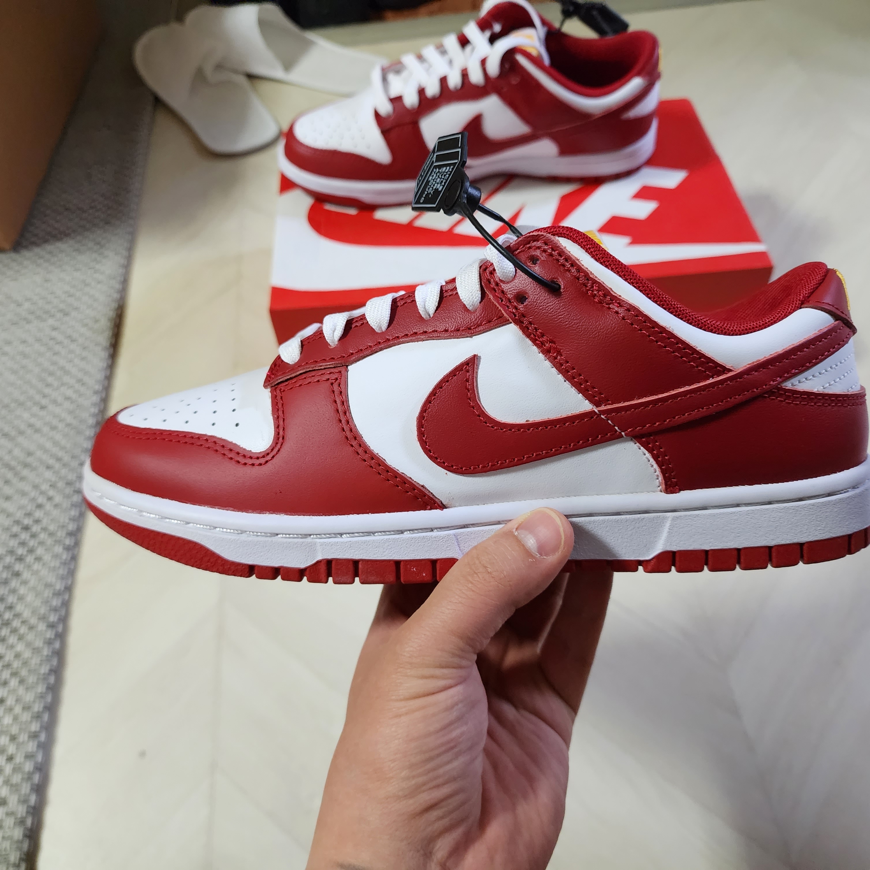 Nike Dunk Low Retro Gym Red 착용 스타일 - 1
