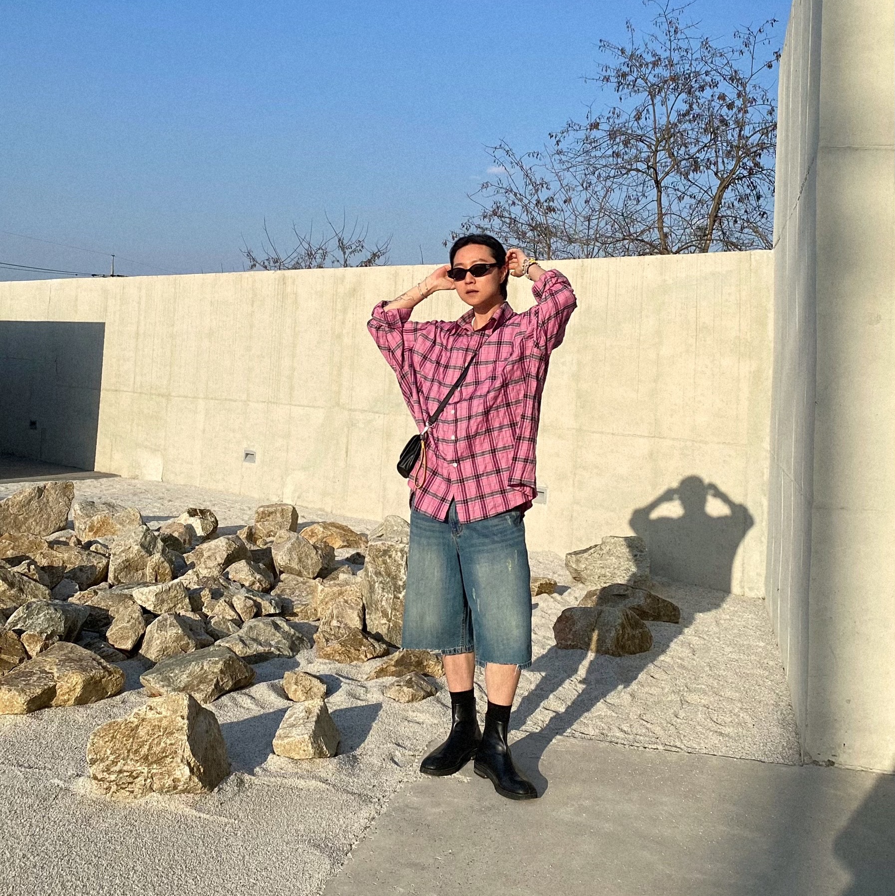 Our Legacy Borrowed BD Shirt Cerise Memory Check 착용 스타일