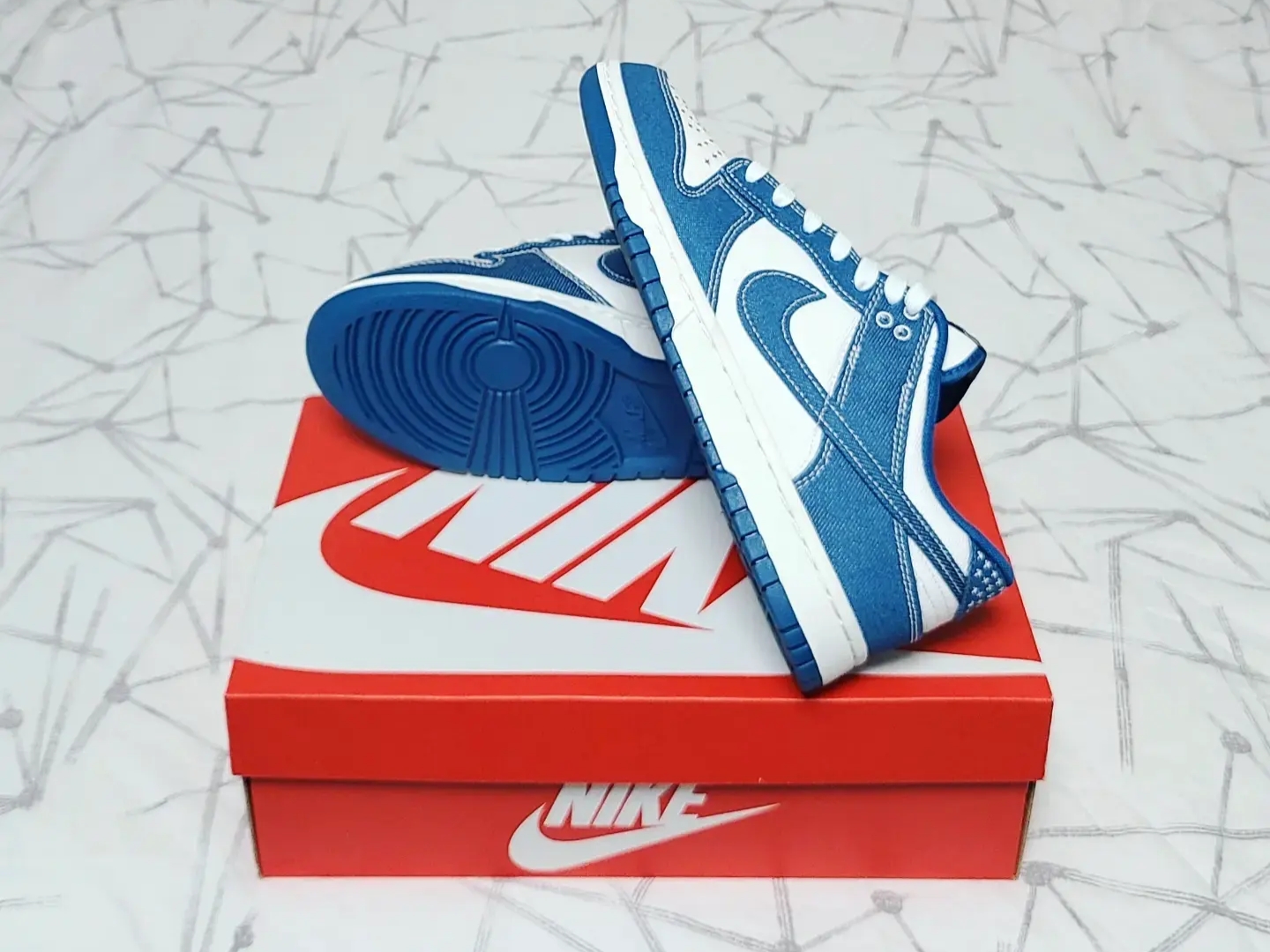 Nike Dunk Low Retro SE Industrial Blue 착용 스타일 - 4