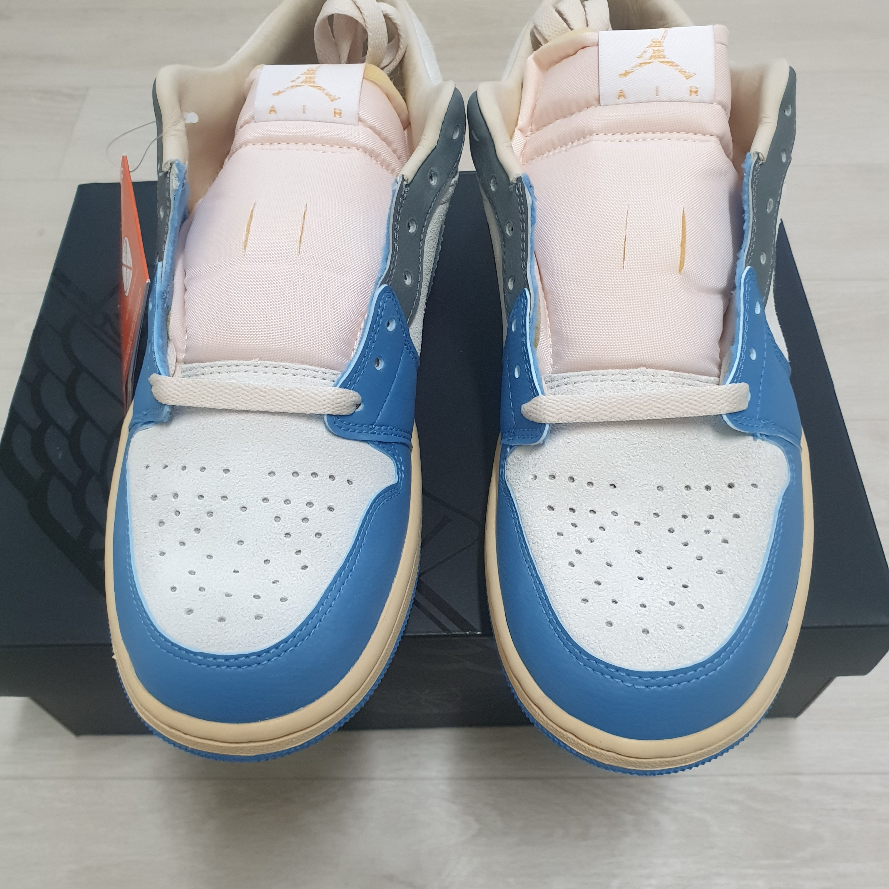 Jordan 1 Low SE Tokyo 96 착용 스타일